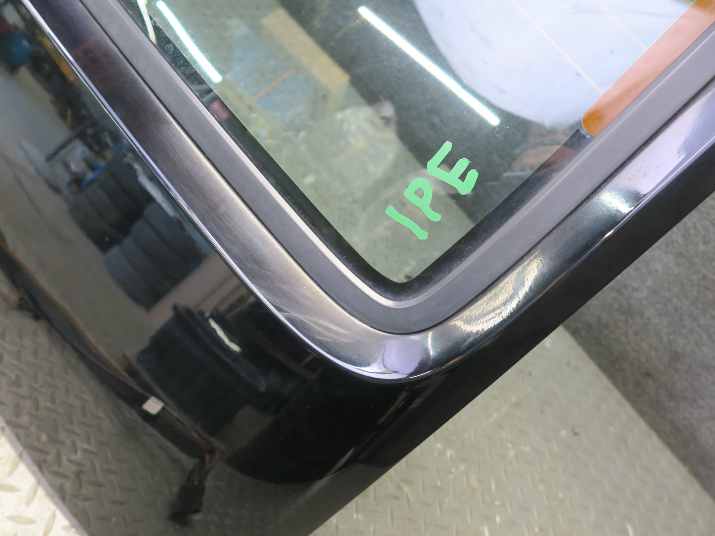 1987-1991 Porsche 928 S4 Rear Hatch Trunk Lid Liftgate W/ Glass Black
