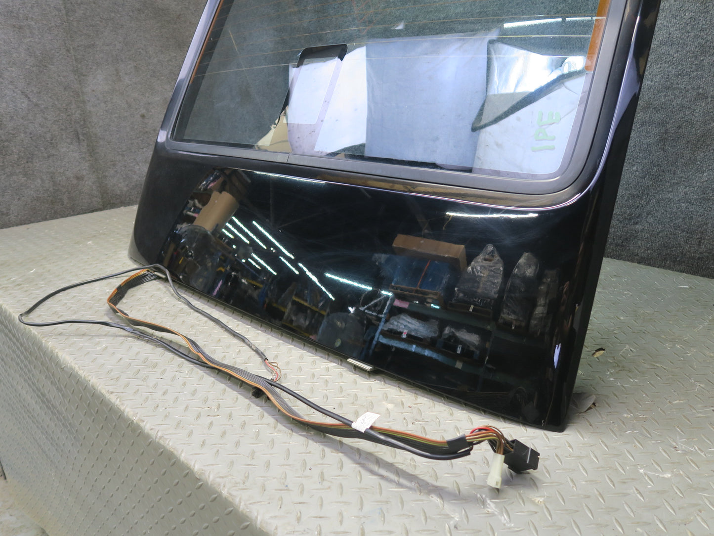 1987-1991 Porsche 928 S4 Rear Hatch Trunk Lid Liftgate W/ Glass Black