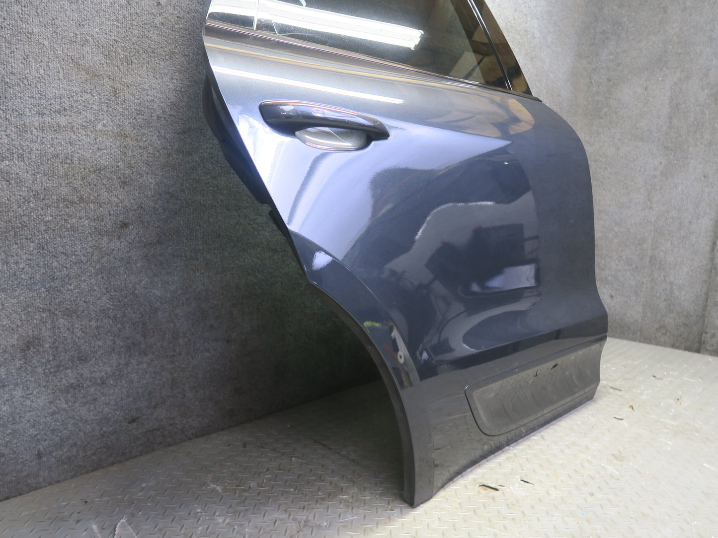 2015-2018 Porsche Macan Rear Right Door Shell Panel Volcano Gray Metallic