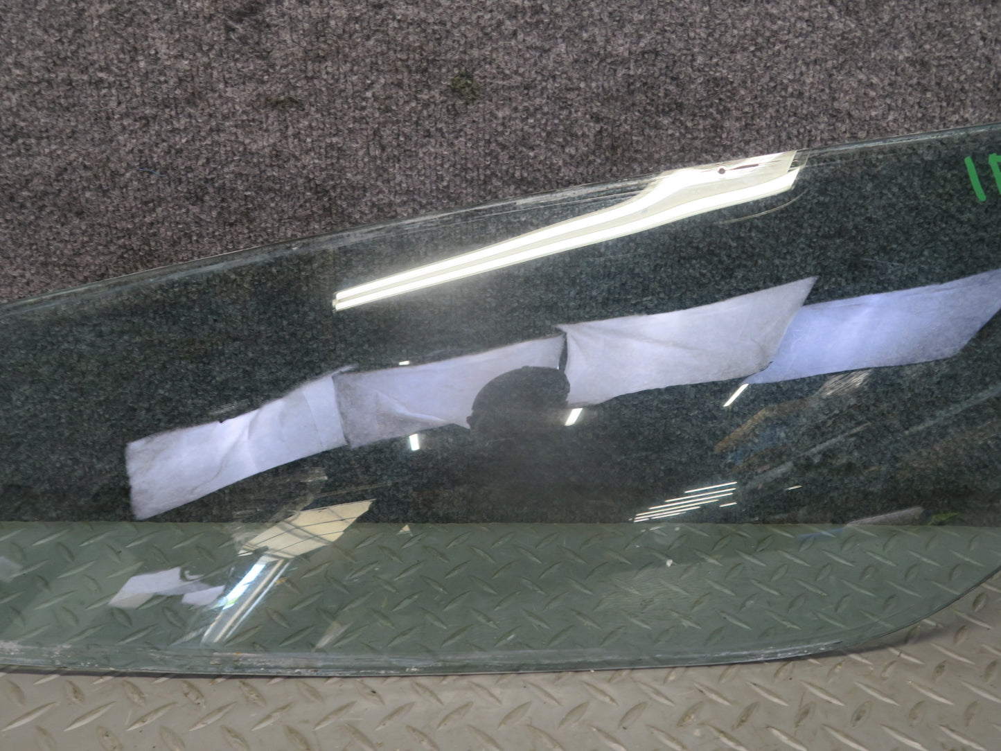 1984-1991 Porsche 928 Rear Right Quarter Glass Window