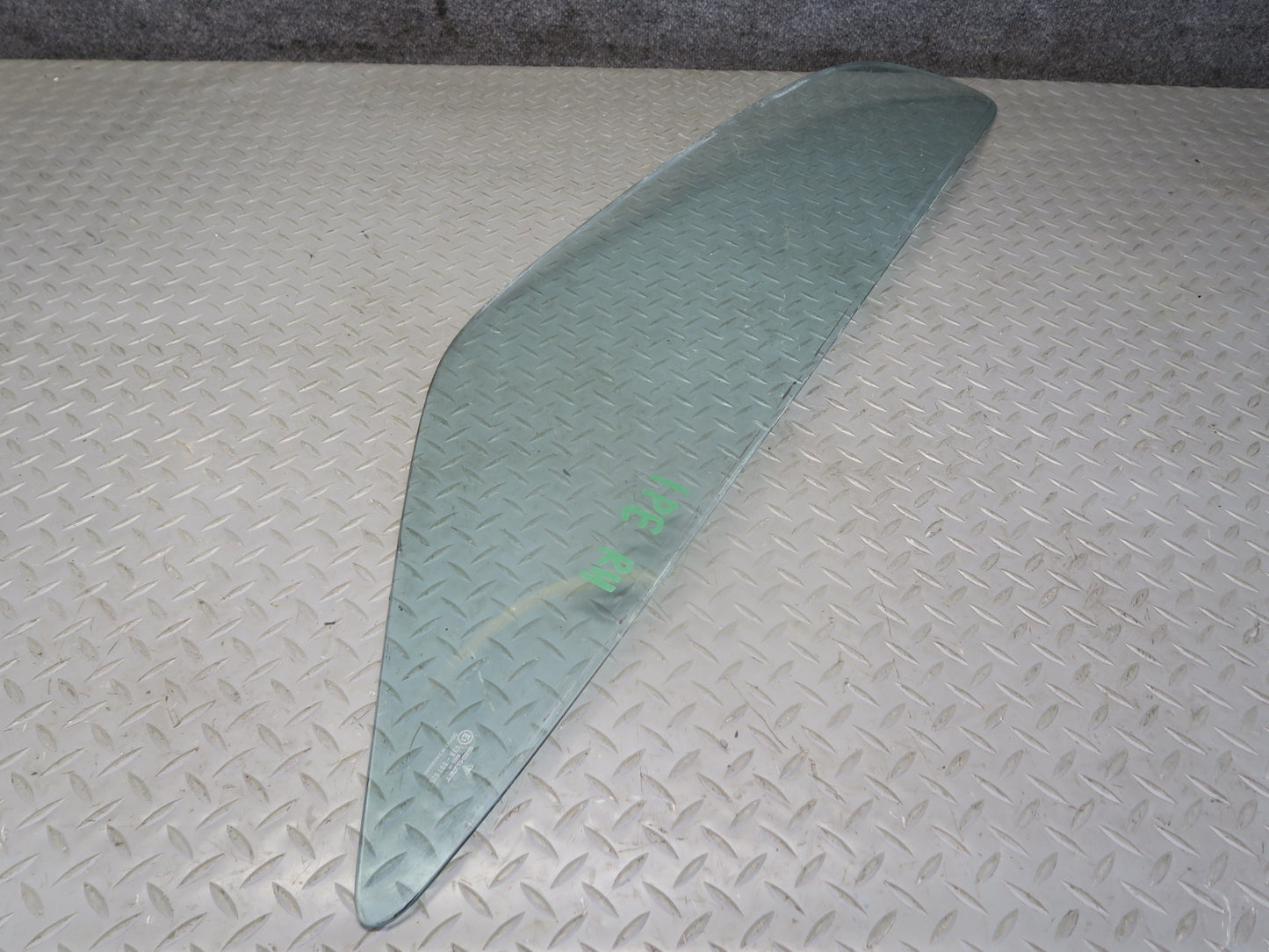 1984-1991 Porsche 928 Rear Right Quarter Glass Window