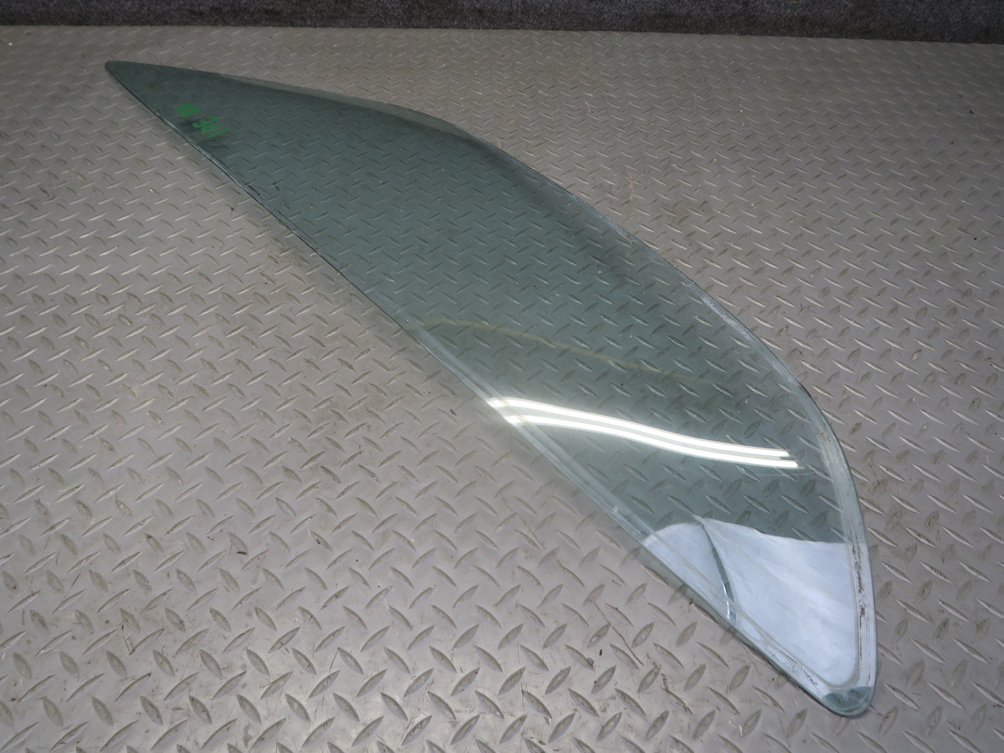 1984-1991 Porsche 928 Rear Right Quarter Glass Window