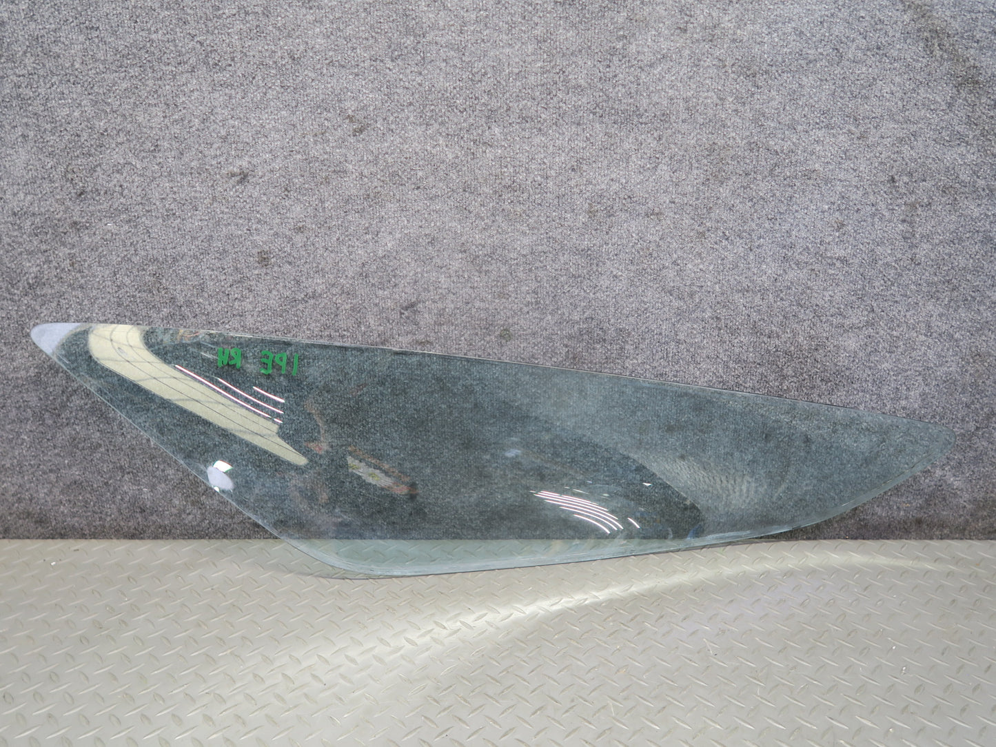 1984-1991 Porsche 928 Rear Right Quarter Glass Window