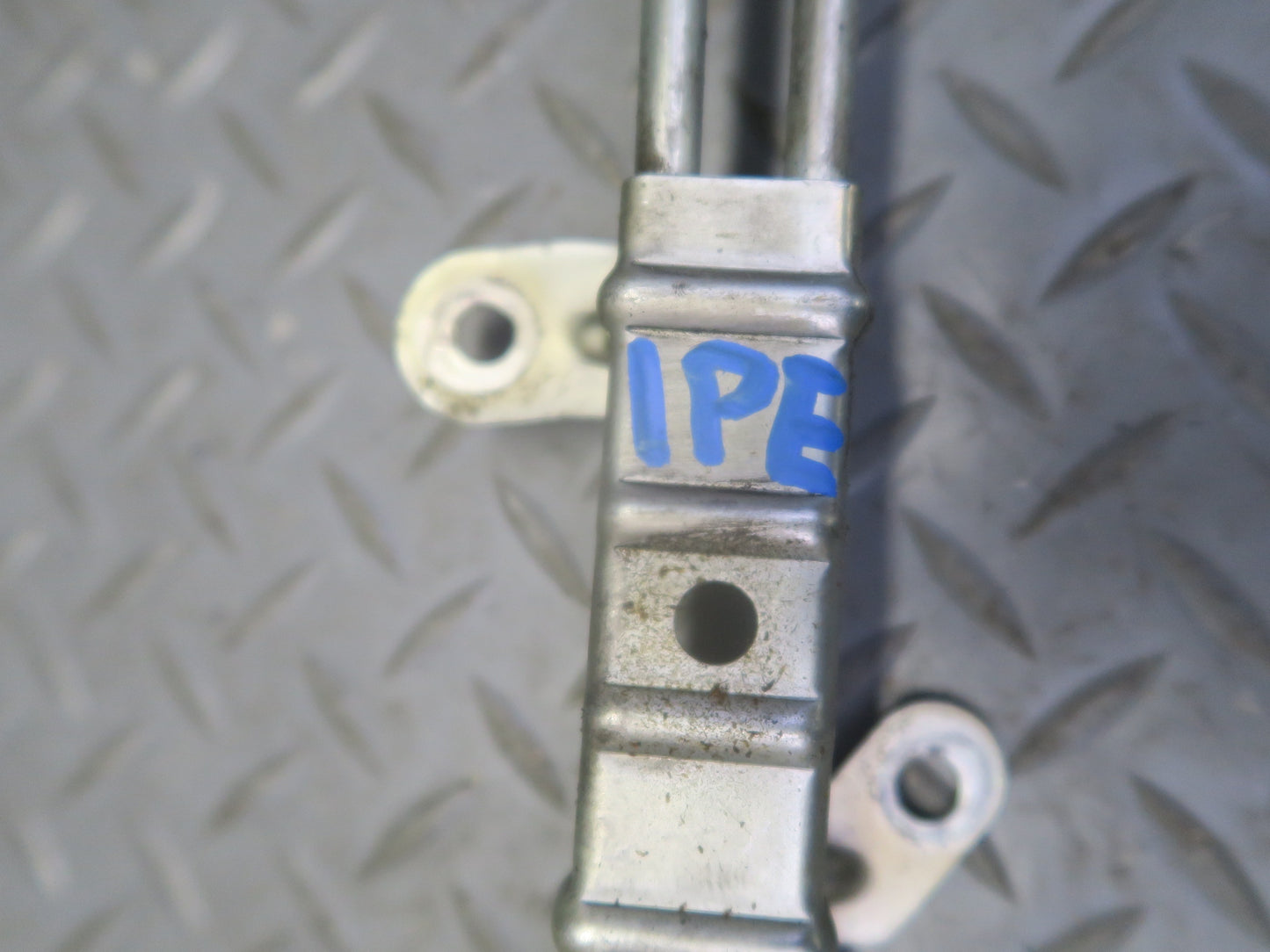 1983-1989 Porsche 928 4S Upper Sunroof Moonroof Guide Tube Slide Cable