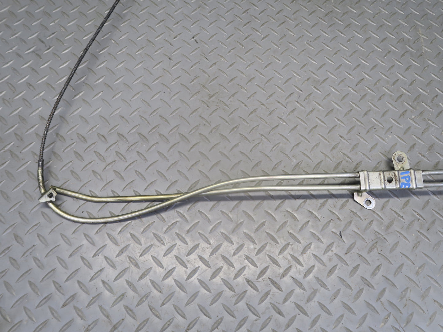 1983-1989 Porsche 928 4S Upper Sunroof Moonroof Guide Tube Slide Cable