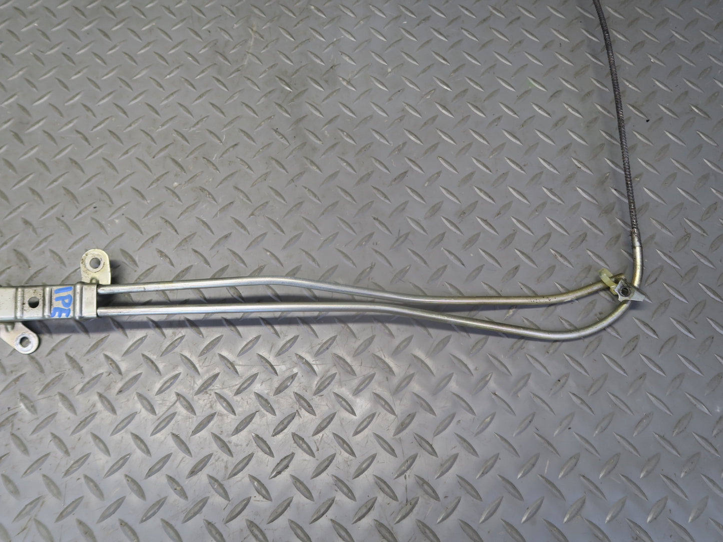 1983-1989 Porsche 928 4S Upper Sunroof Moonroof Guide Tube Slide Cable