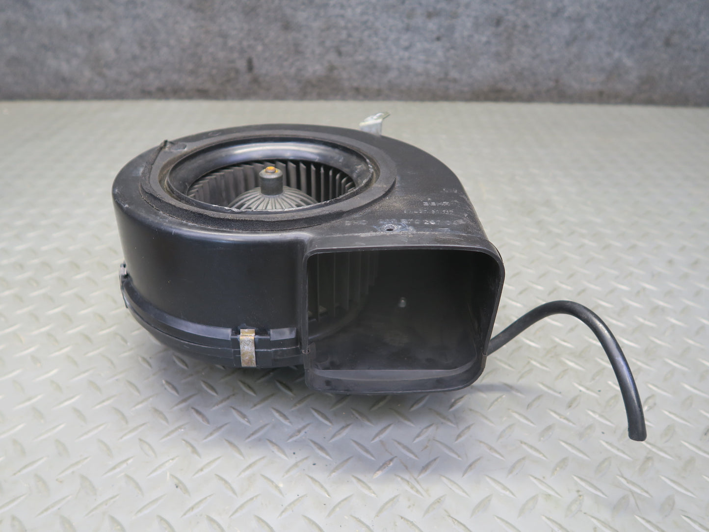 1984-1991 Porsche 928 A/C Heater Blower Motor Fan 92857426704