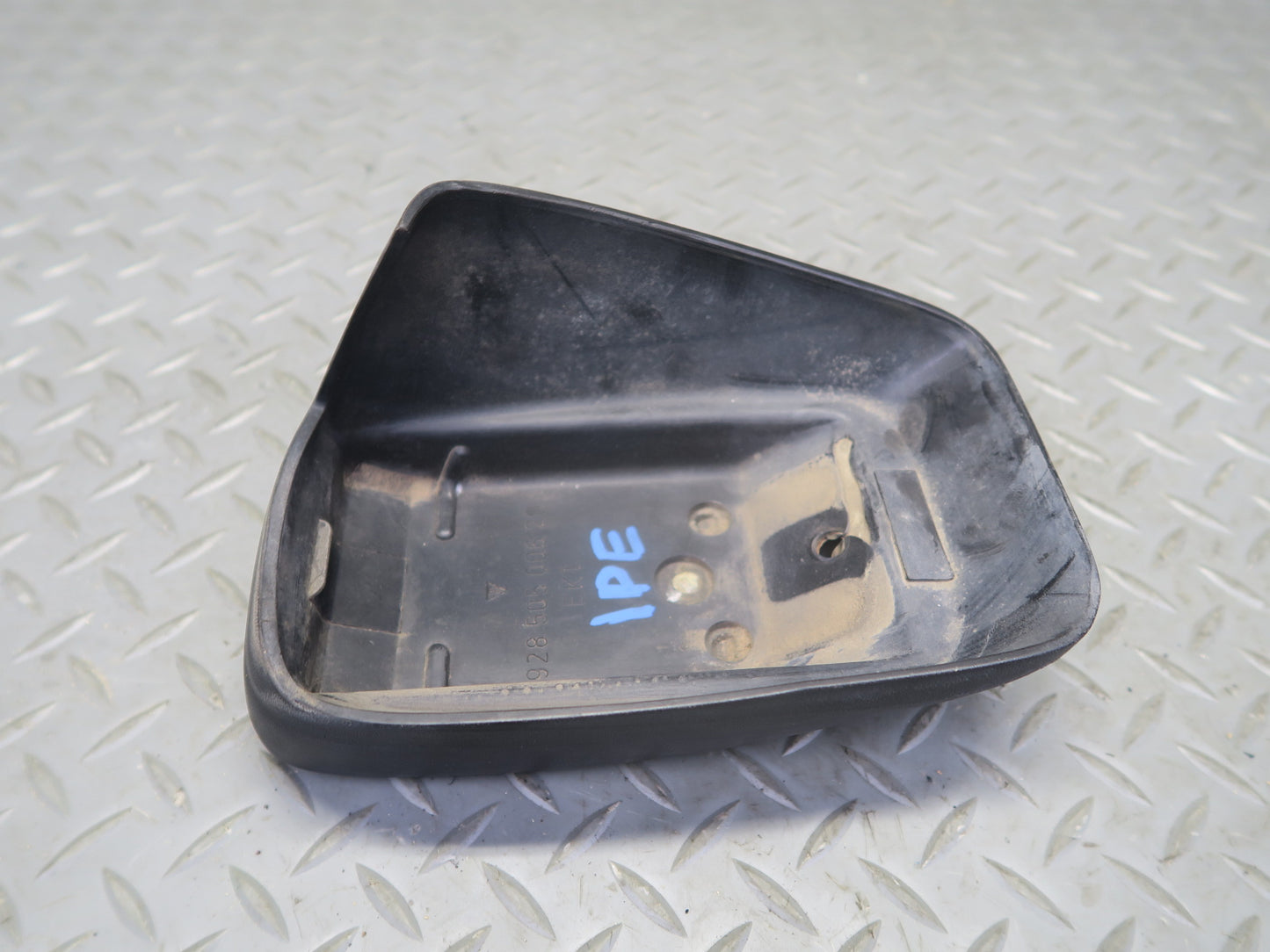 1987-1991 Porsche 928 Rear Left & Right Bumper Guard Pad Cover Set of 2