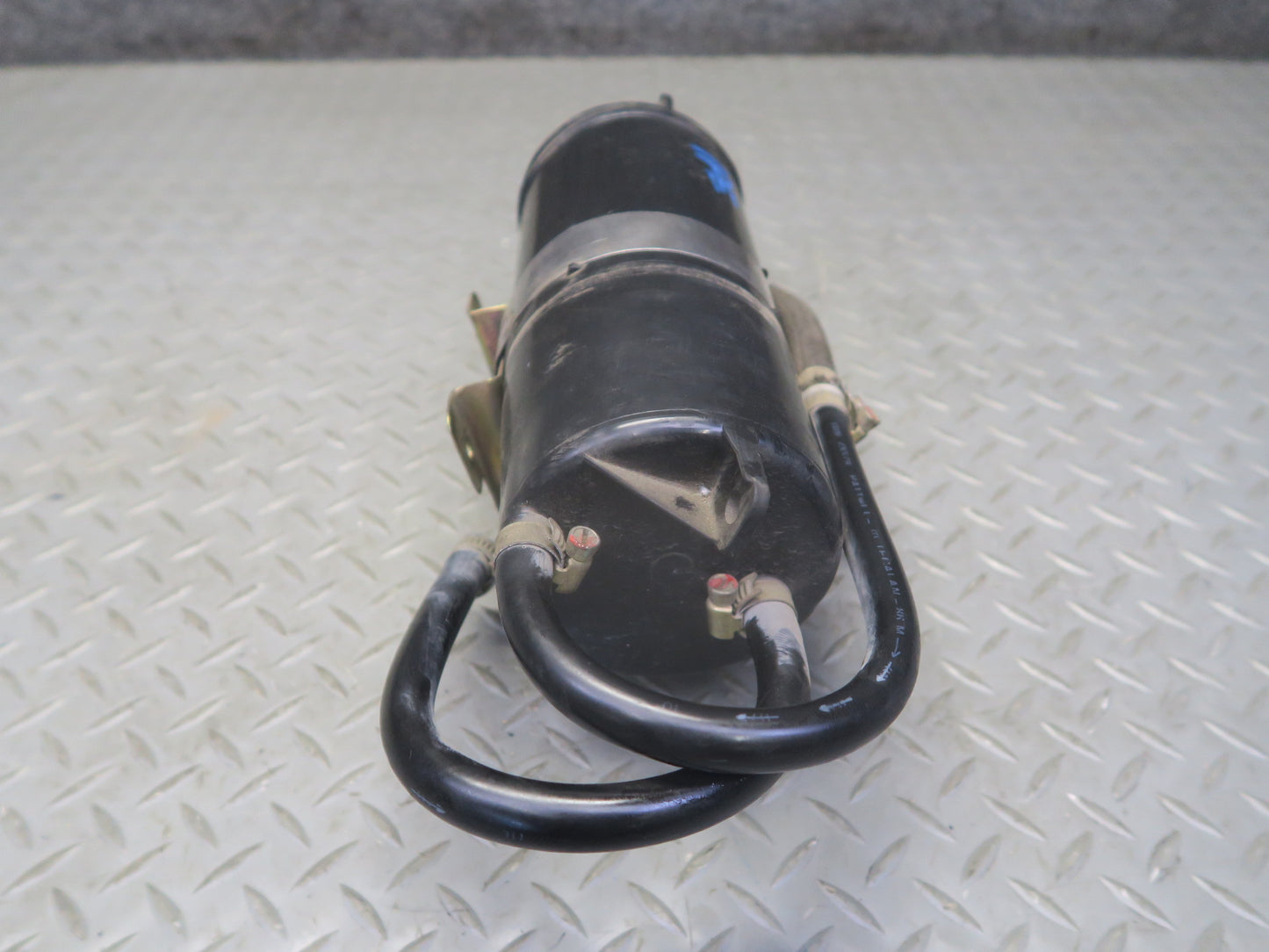 1984-1991 Porsche 928 S Fuel Evap Vapor Charcoal Canister 92820101405