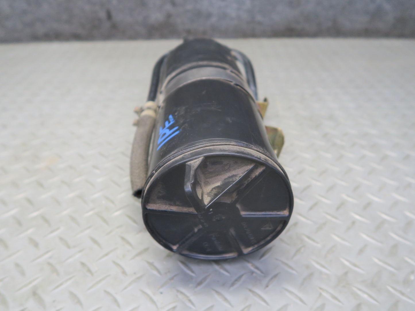 1984-1991 Porsche 928 S Fuel Evap Vapor Charcoal Canister 92820101405