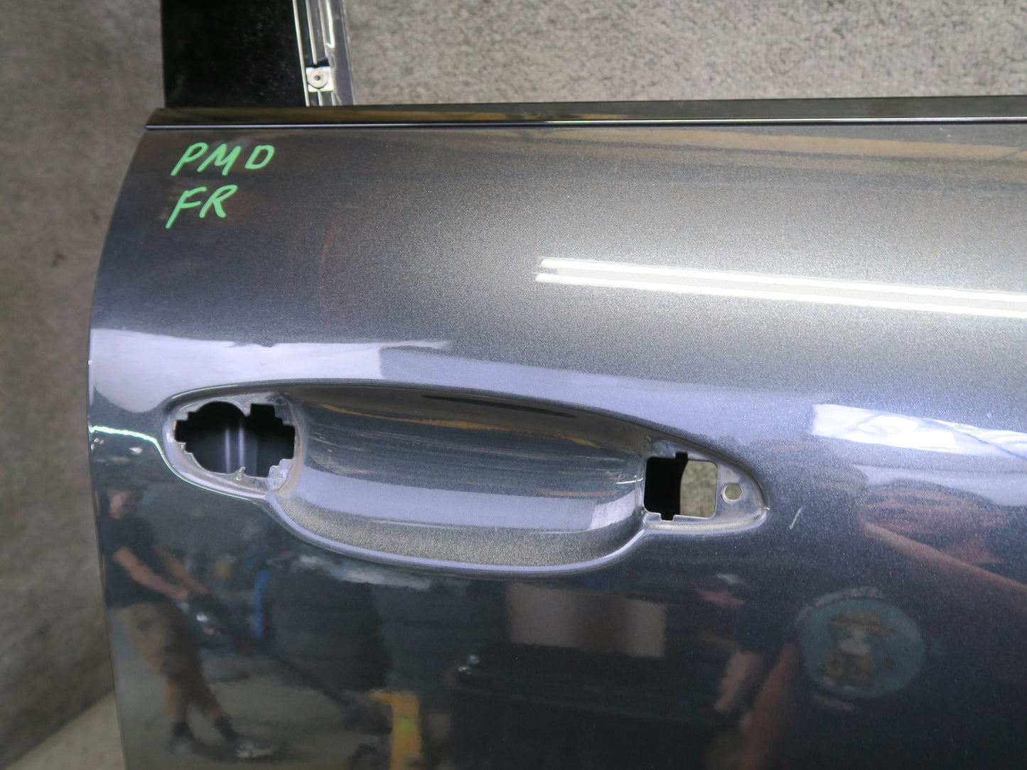 2015-2018 Porsche Macan Front Right Door Shell Panel Volcano Gray Metallic
