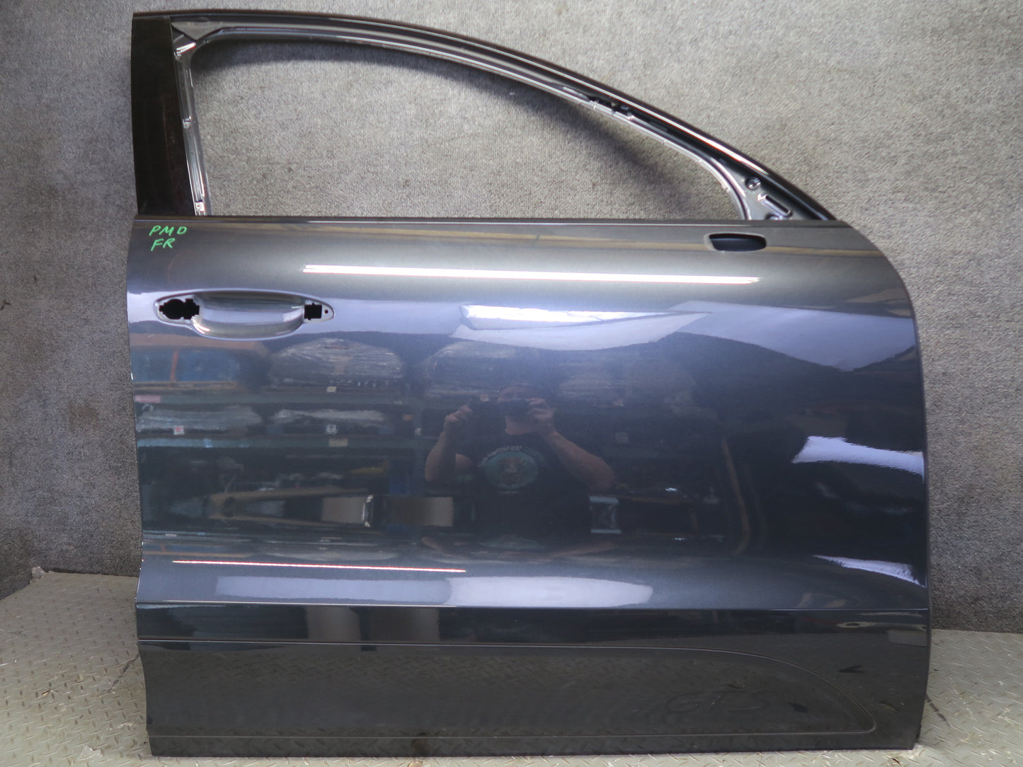 2015-2018 Porsche Macan Front Right Door Shell Panel Volcano Gray Metallic