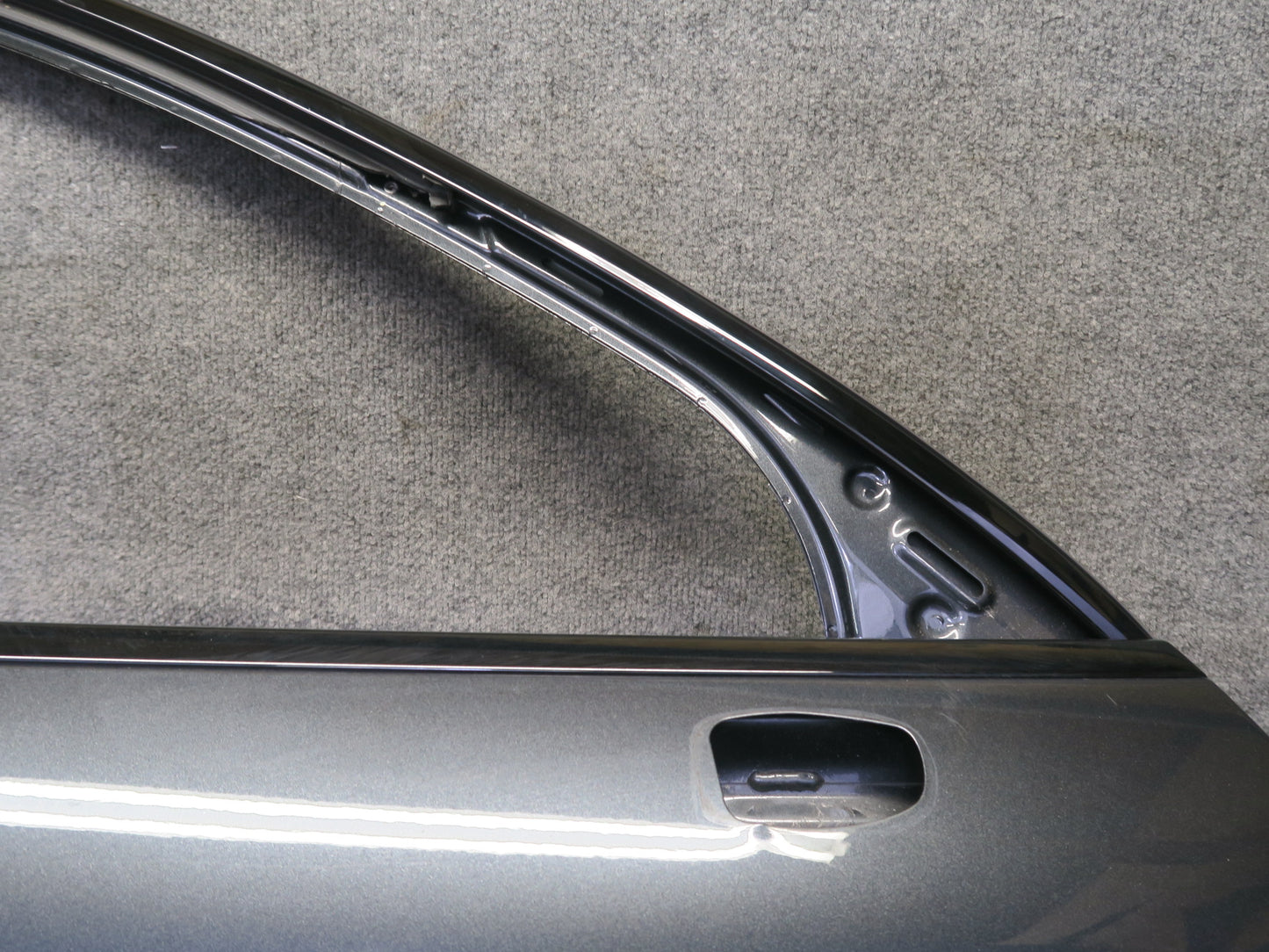 2015-2018 Porsche Macan Front Right Door Shell Panel Volcano Gray Metallic