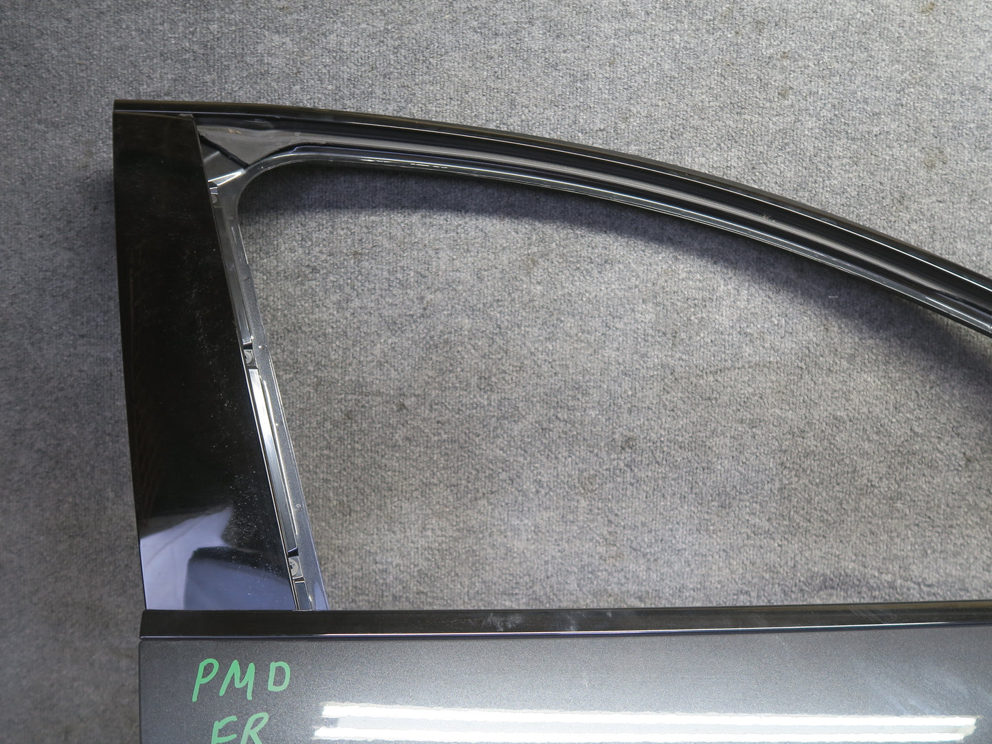 2015-2018 Porsche Macan Front Right Door Shell Panel Volcano Gray Metallic