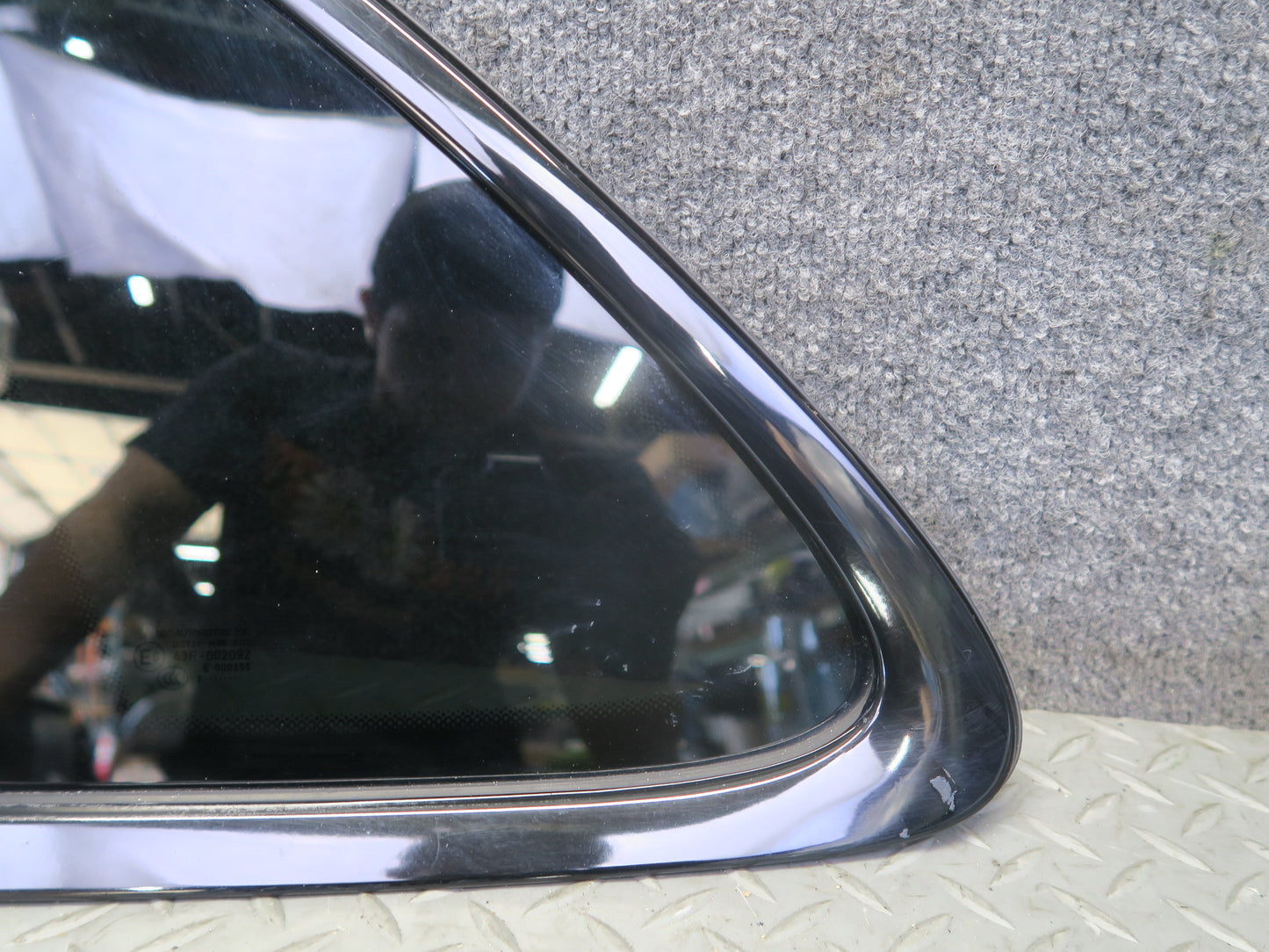 2015-2024 Porsche Macan Rear Left Quarter Glass Window 95B845297XN