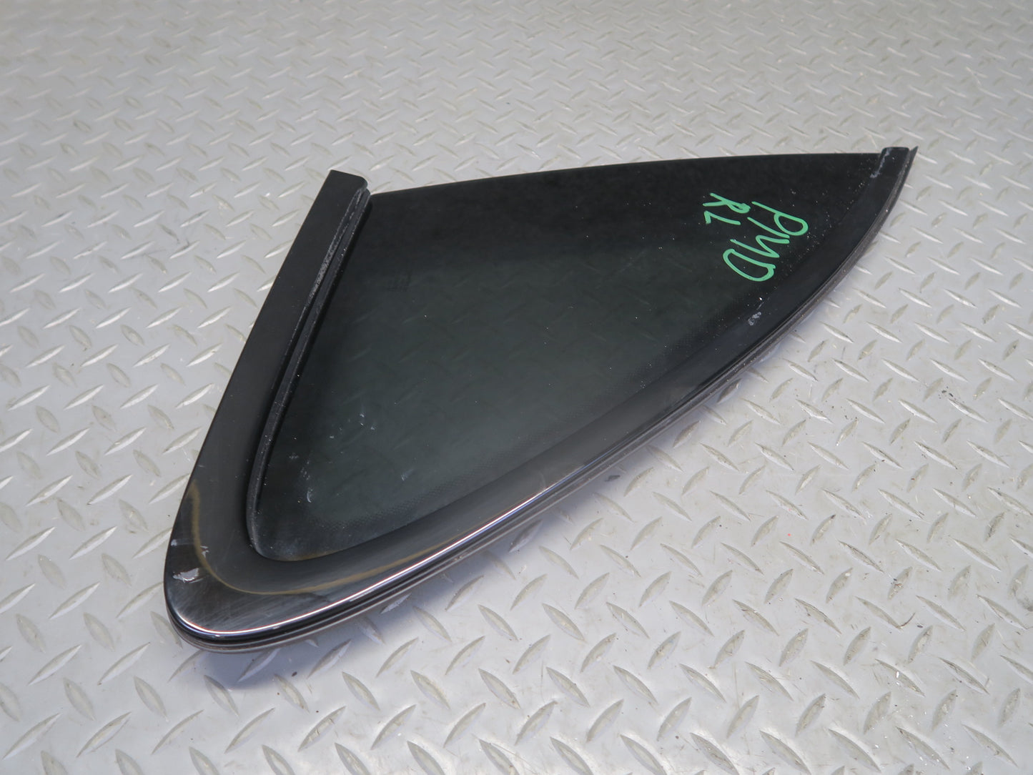 2015-2024 Porsche Macan Rear Left Quarter Glass Window 95B845297XN