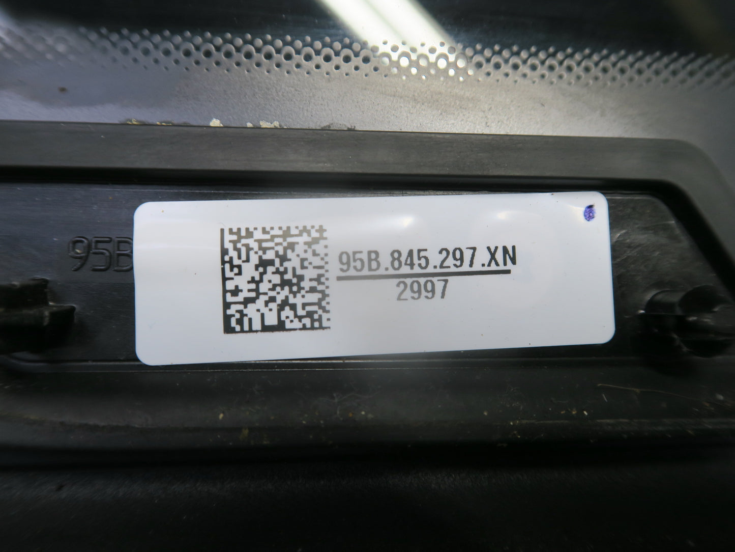 2015-2024 Porsche Macan Rear Left Quarter Glass Window 95B845297XN