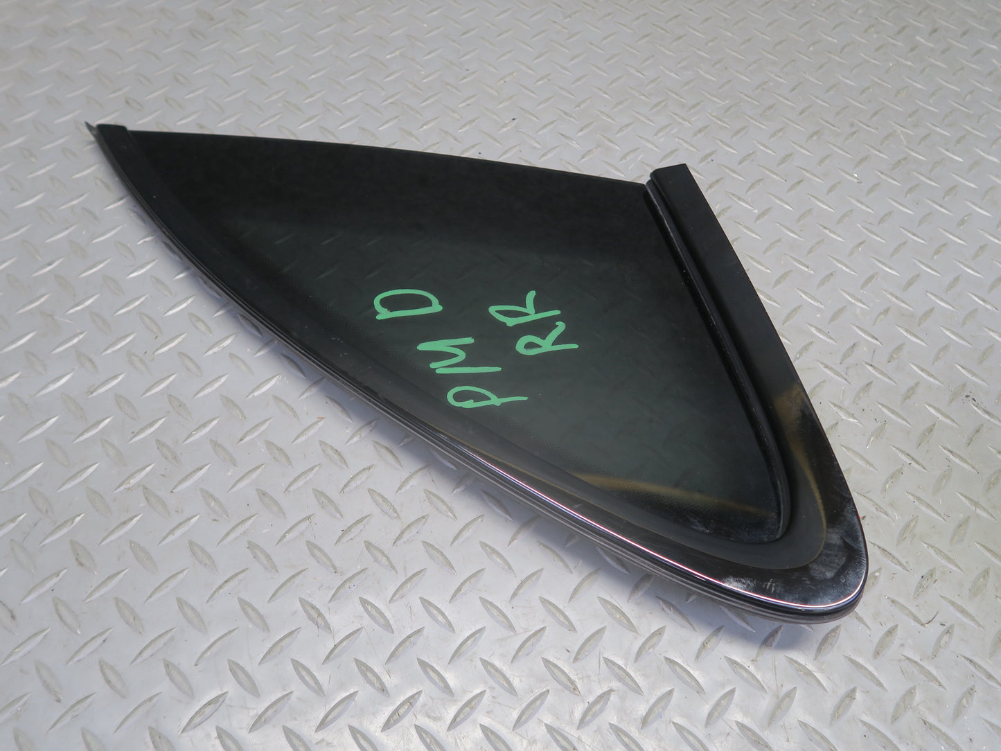 2015-2024 Porsche Macan Rear Right Quarter Glass Window 95B845298XN
