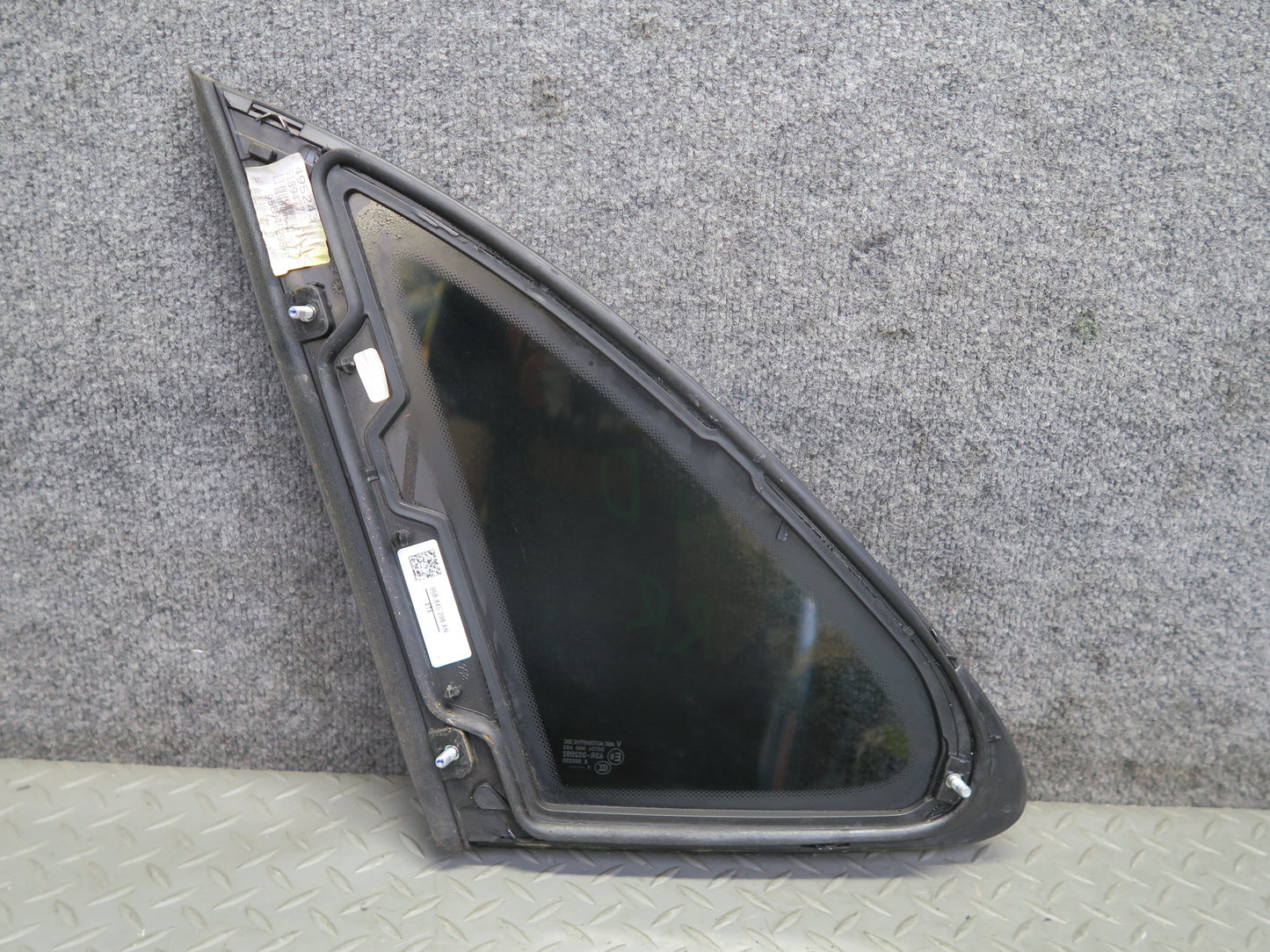2015-2024 Porsche Macan Rear Right Quarter Glass Window 95B845298XN