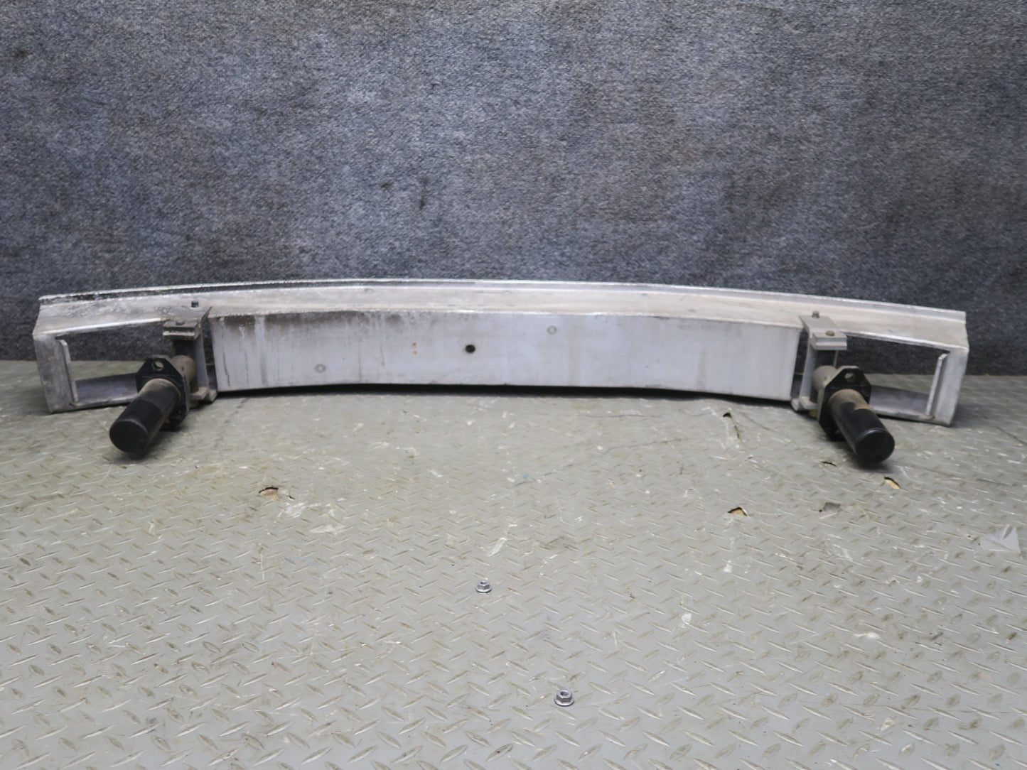 1987 Porsche 928 Front Bumper Impact  Reinforcement Bar w Absorbers 59K Miles