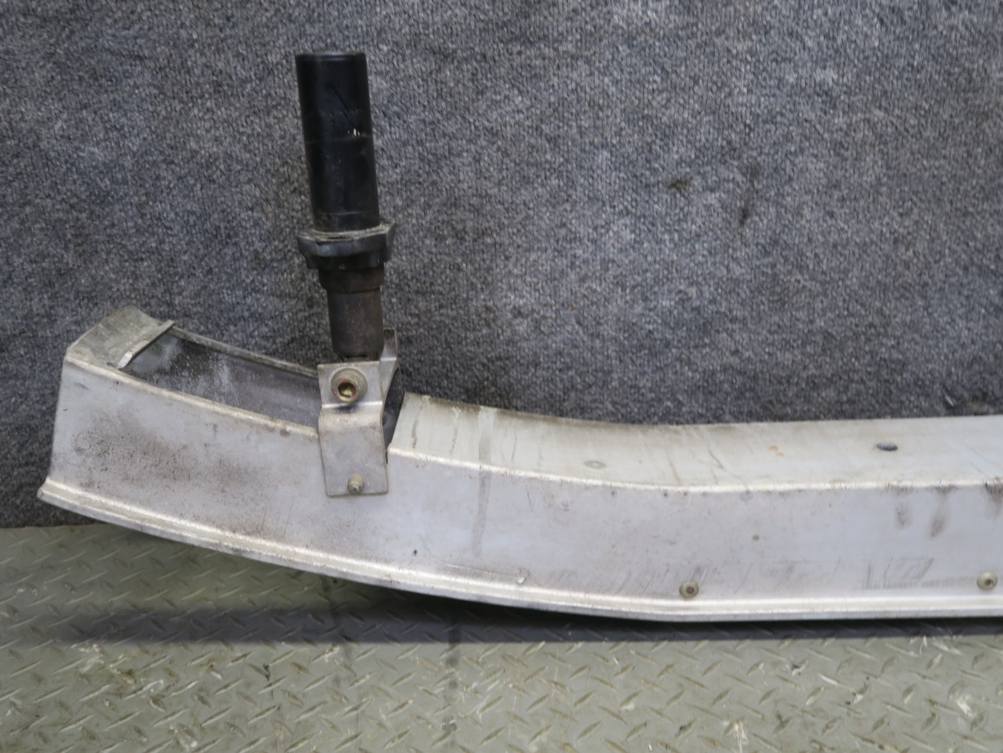 1987 Porsche 928 Front Bumper Impact  Reinforcement Bar w Absorbers 59K Miles