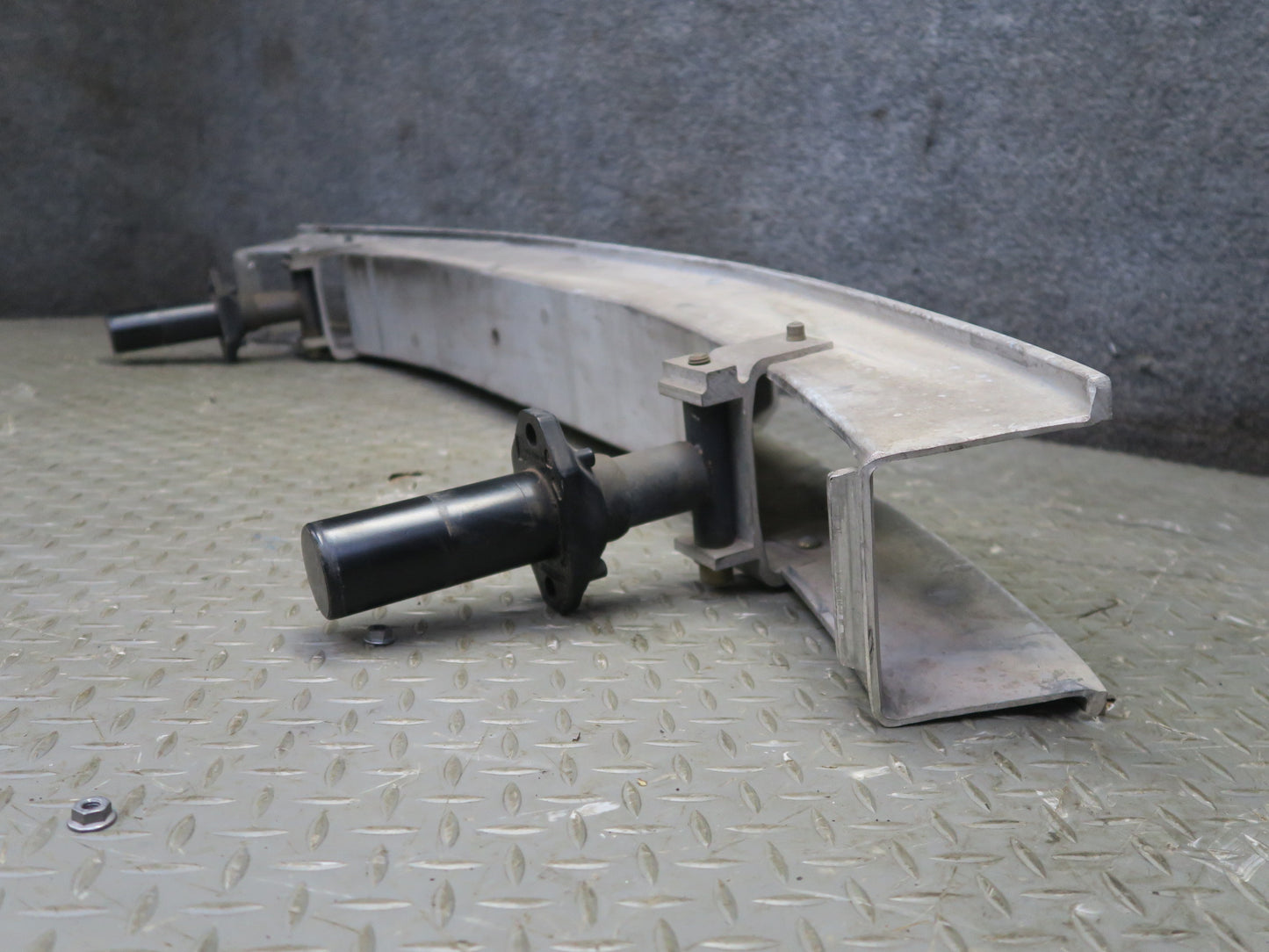 1987 Porsche 928 Front Bumper Impact  Reinforcement Bar w Absorbers 59K Miles