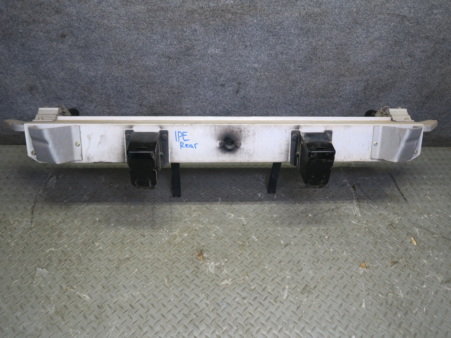 1987 Porsche 928 Rear Bumper Impact Reinforcement Bar w Absorbers 59K Miles