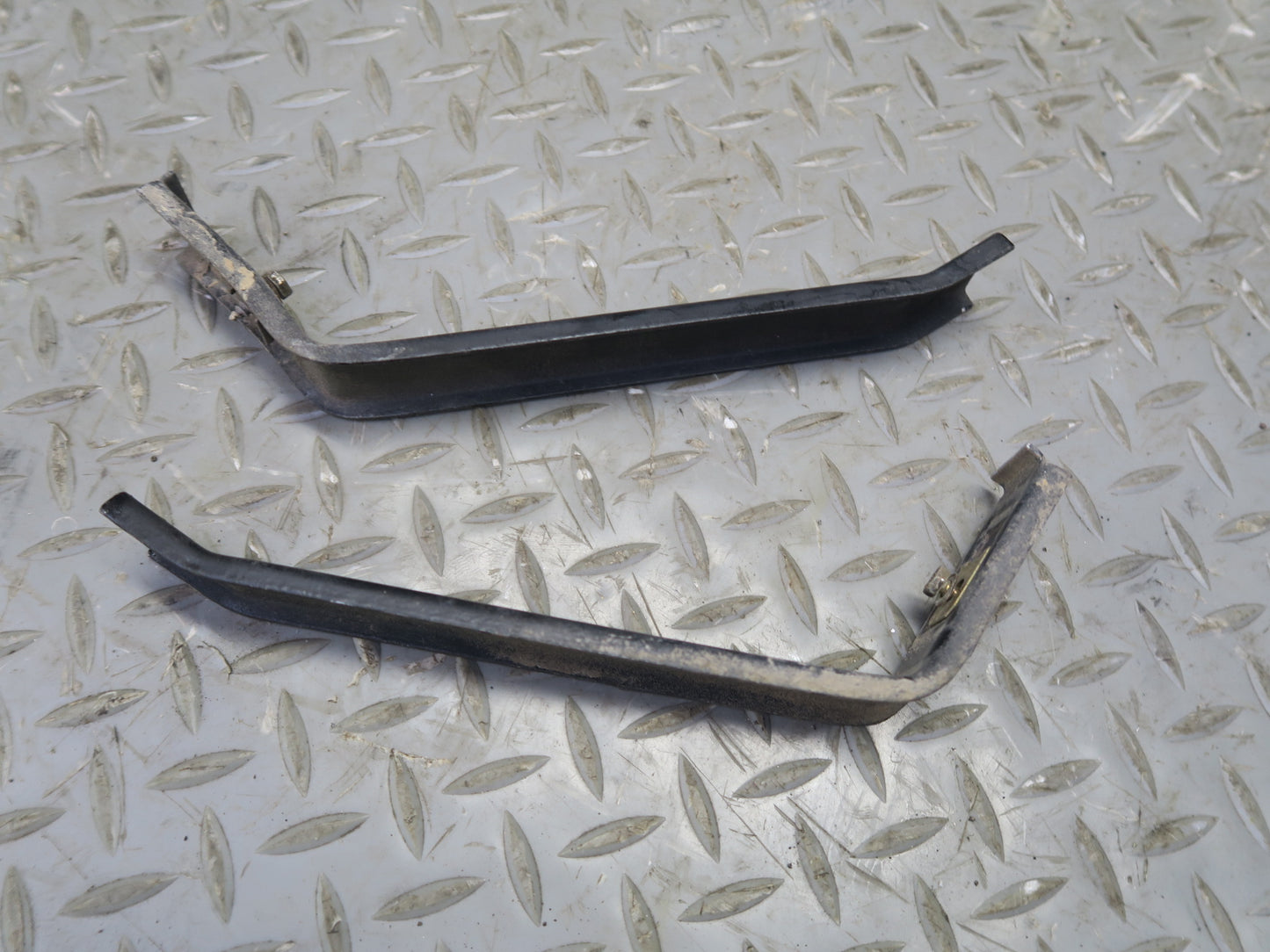 1987 Porsche 928 Rear Bumper Impact Reinforcement Bar w Absorbers 59K Miles