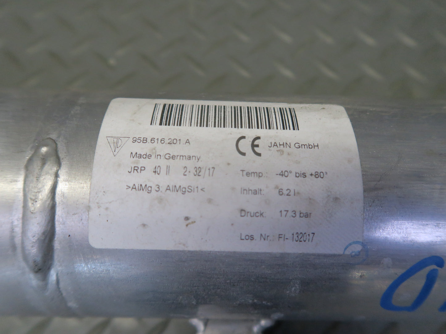 2015-2024 Porsche Macan Air Suspension Pressure Accumulator Tank 95B616201A