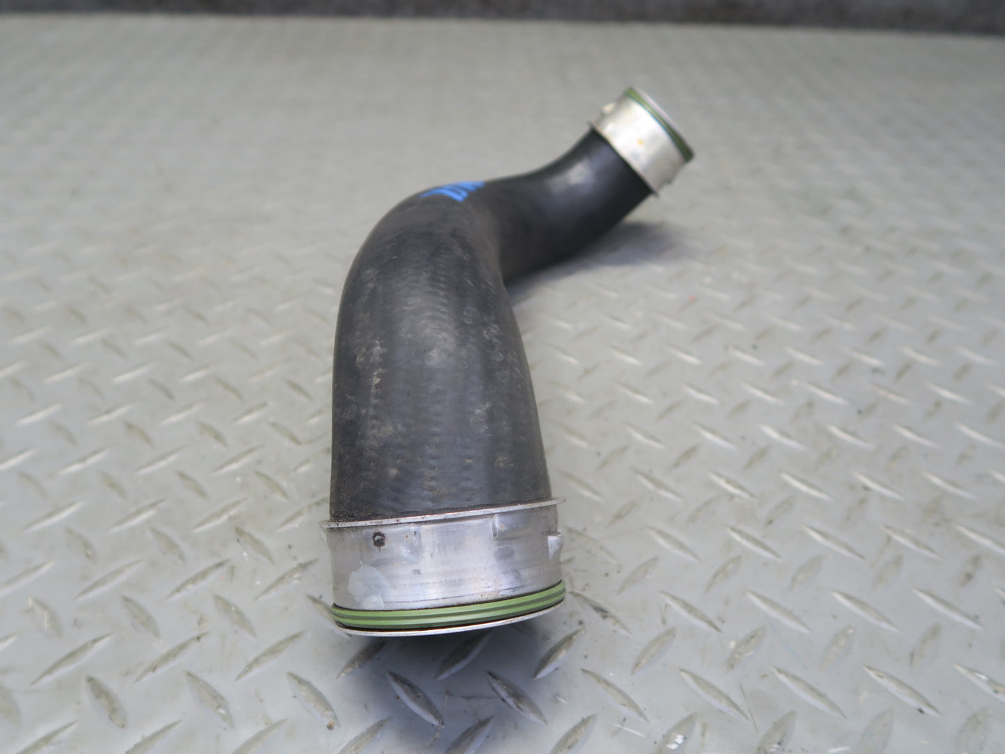 2015-2018 Porsche Macan 3.0L Turbo Intercooler Right Hose Pipe Line