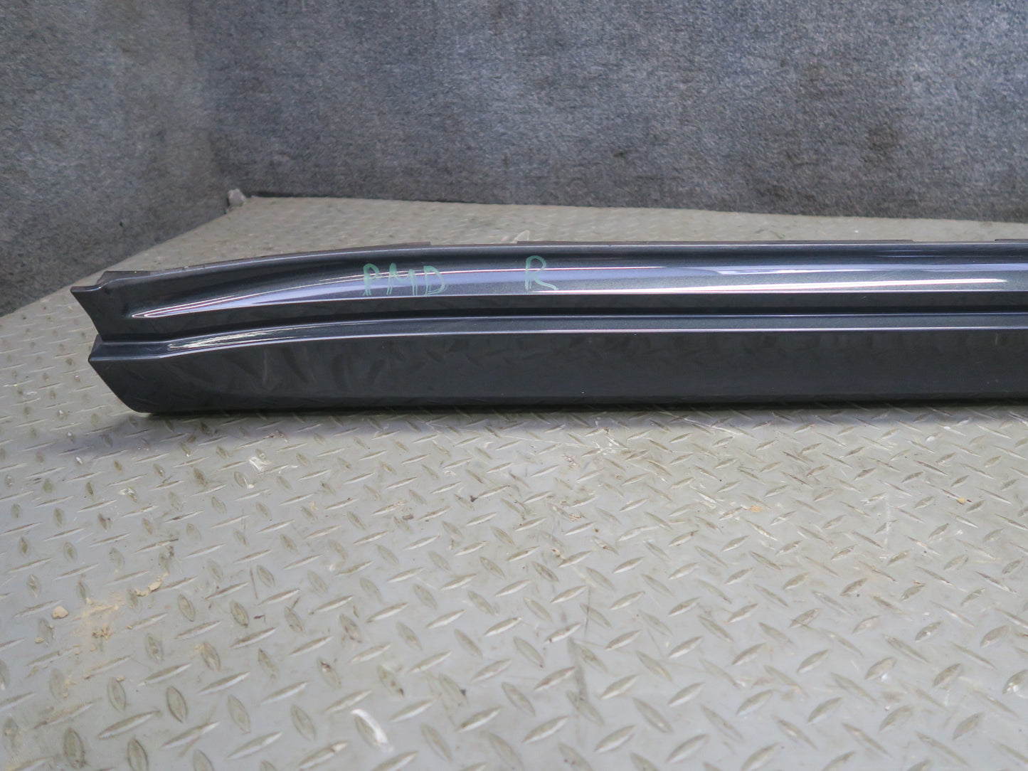 2015-2024 Porsche Macan Left & Right Side Skirt Rocker Panel Molding Bracket Set