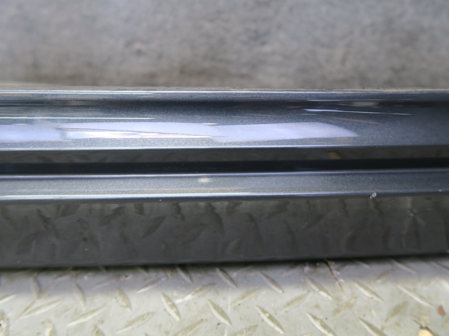 2015-2024 Porsche Macan Left & Right Side Skirt Rocker Panel Molding Bracket Set