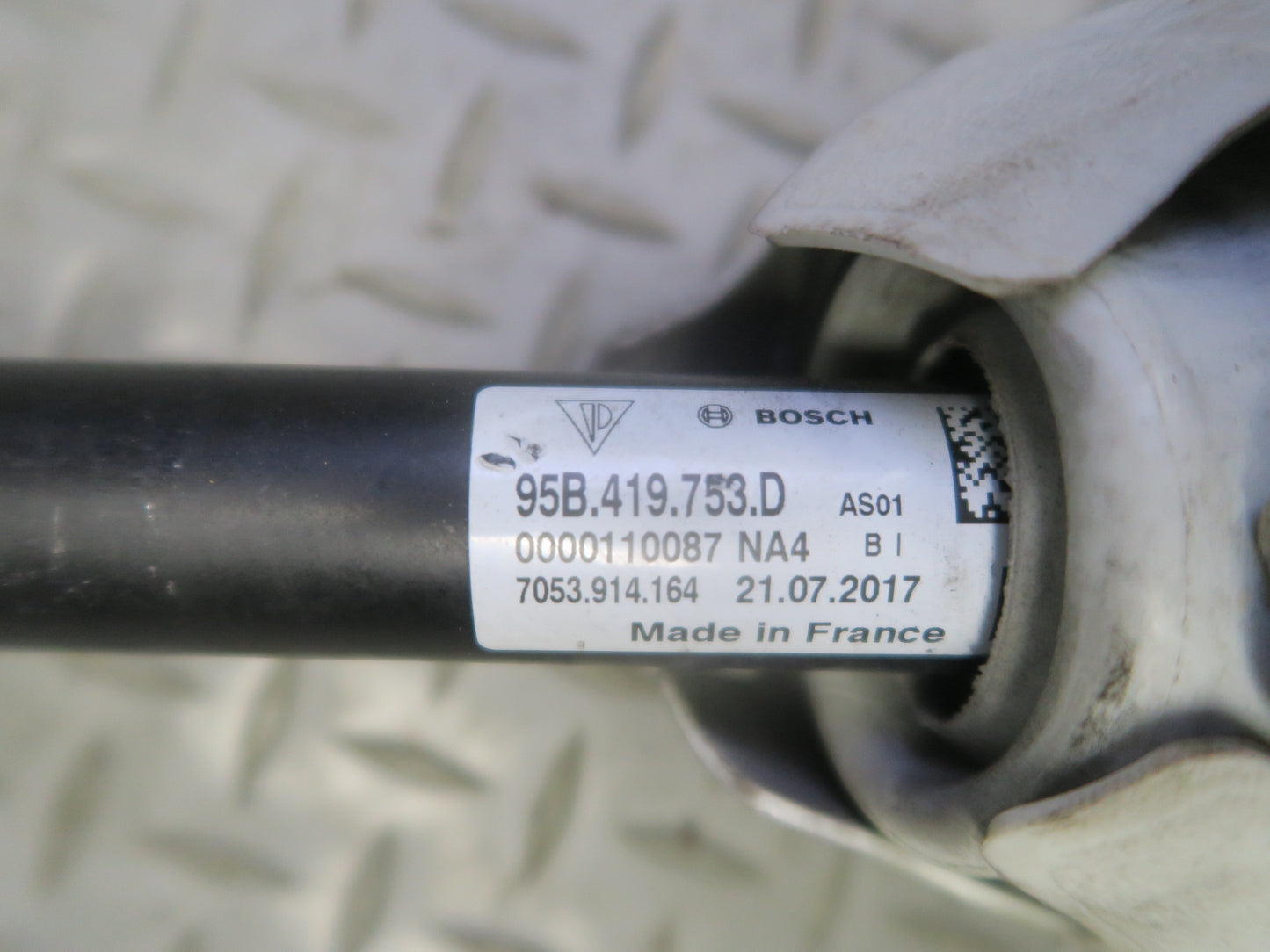 2015-2018 Porsche Macan Steering Column Intermediate Lower Linkage Shaft