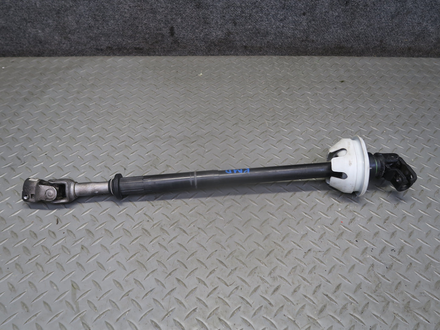 2015-2018 Porsche Macan Steering Column Intermediate Lower Linkage Shaft