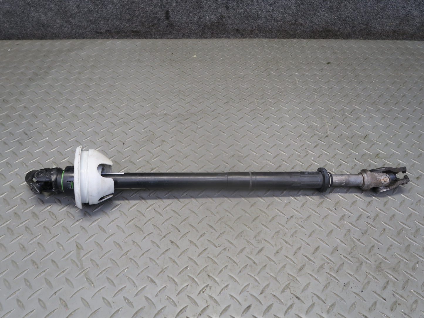 2015-2018 Porsche Macan Steering Column Intermediate Lower Linkage Shaft