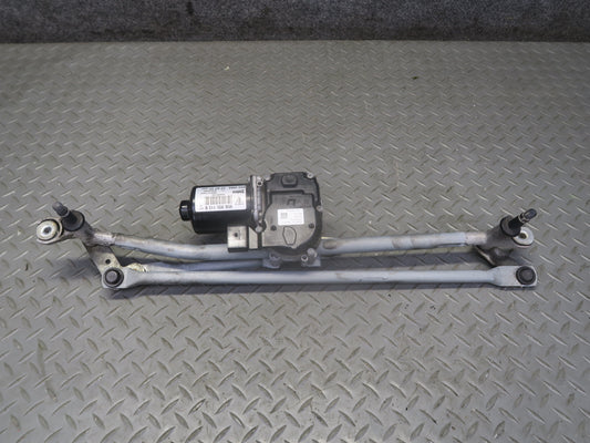 2015-2018 Porsche Macan Windshield Wiper Transmission Linkage w Motor