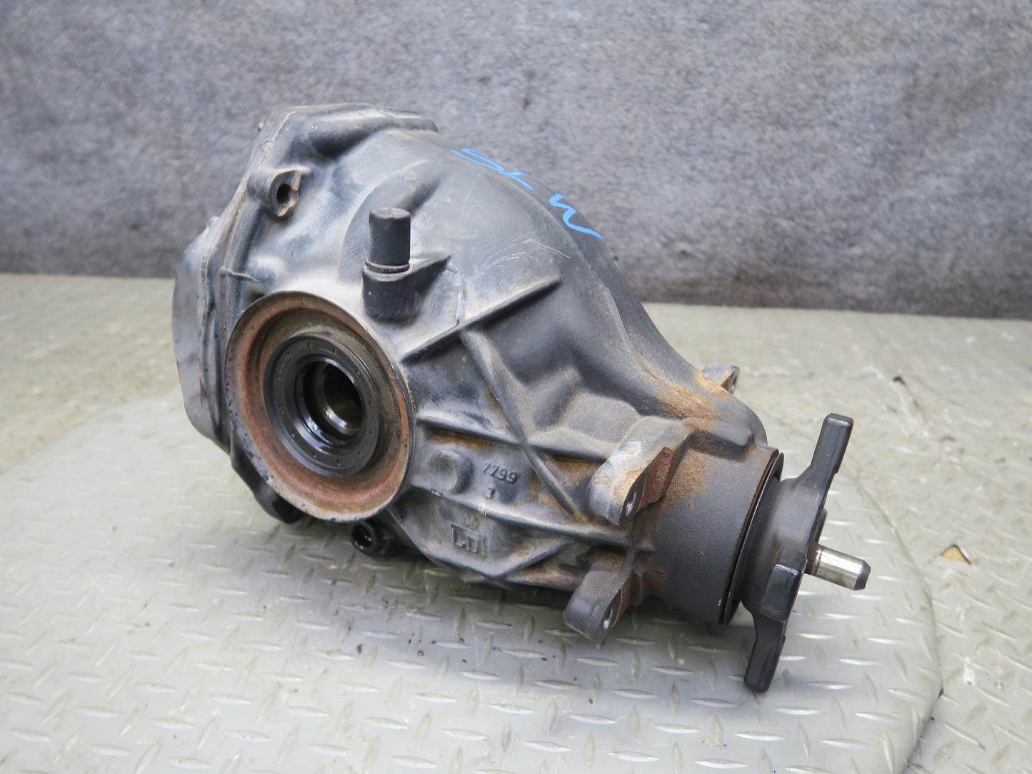 07-12 Mercedes R230 SL550 M273 Rear Differential Carrier 2.65 Ratio 112K OEM
