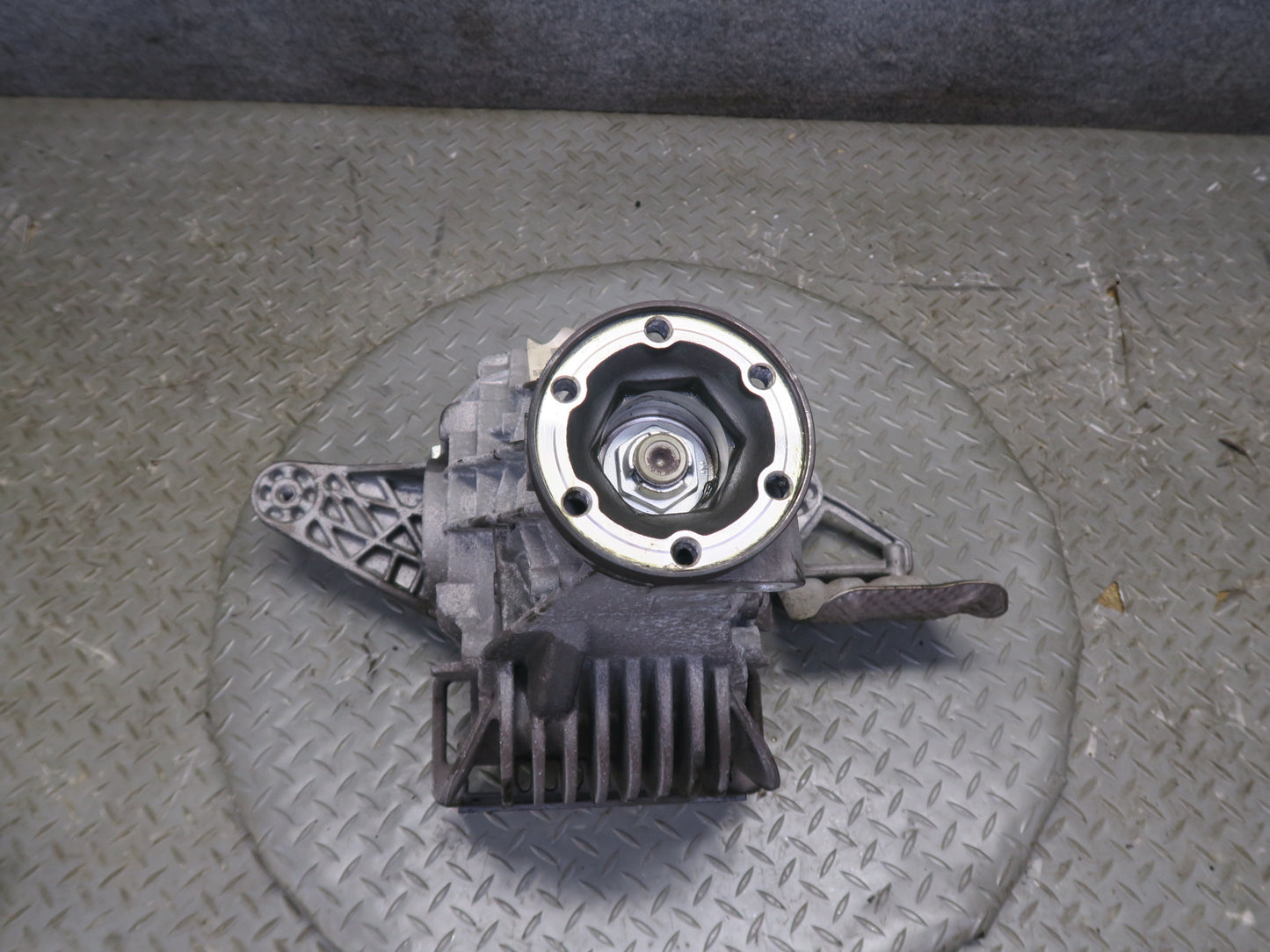2015-2018 Porsche Macan 3.0L Rear Axle Differential Carrier 4.13 Ratio 86K Miles