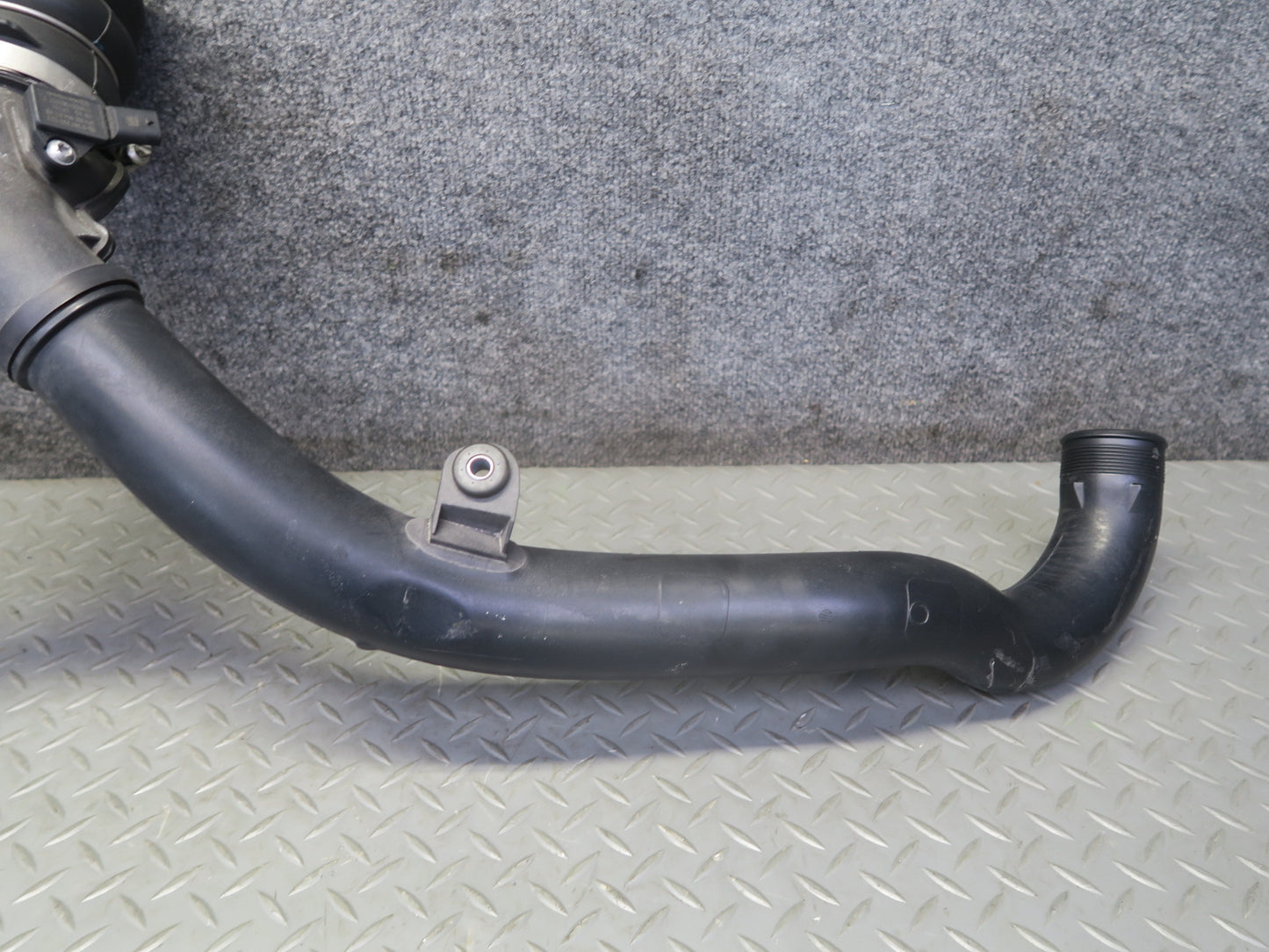 2015-2018 Porsche Macan 3.0L Turbo Intercooler Hose Pipe Line Tube Duct Set