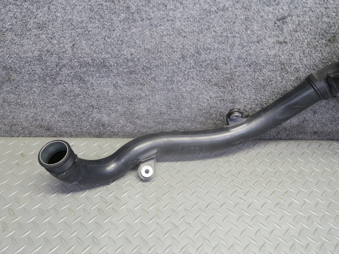 2015-2018 Porsche Macan 3.0L Turbo Intercooler Hose Pipe Line Tube Duct Set