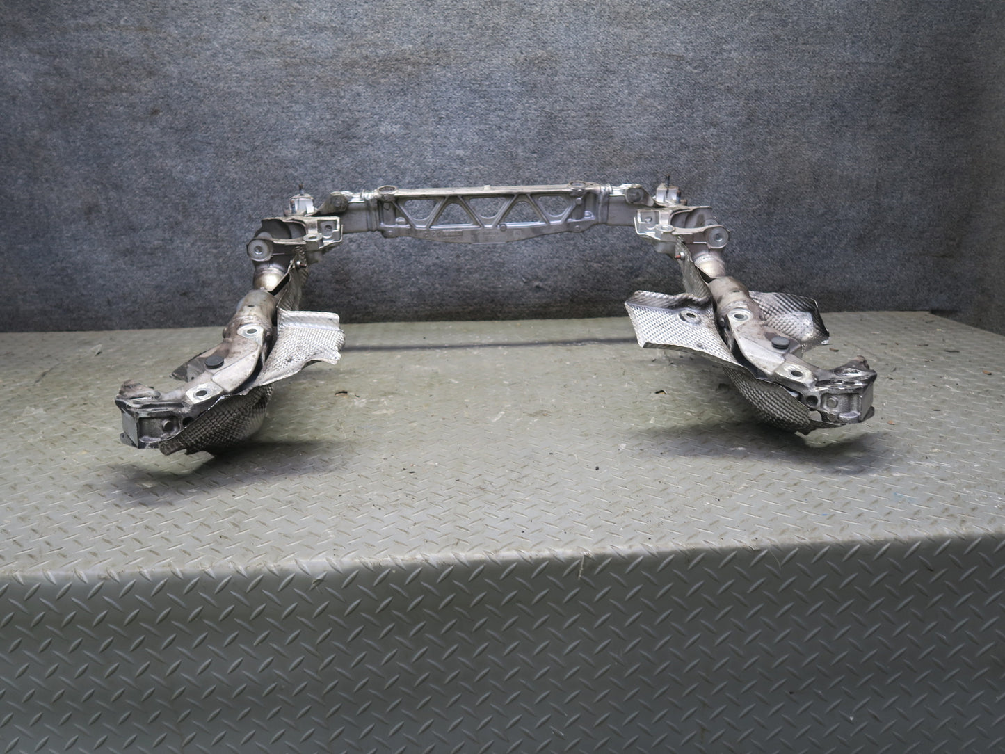 2015-2018 Porsche Macan Turbo Front Suspension Subframe Cradle Crossmember