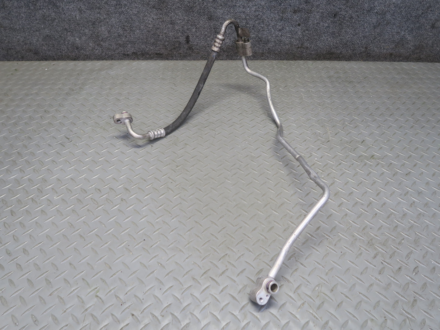 2017-2018 Porsche Macan GTS A/C Air Condition Hose Pipe Line Set of 2