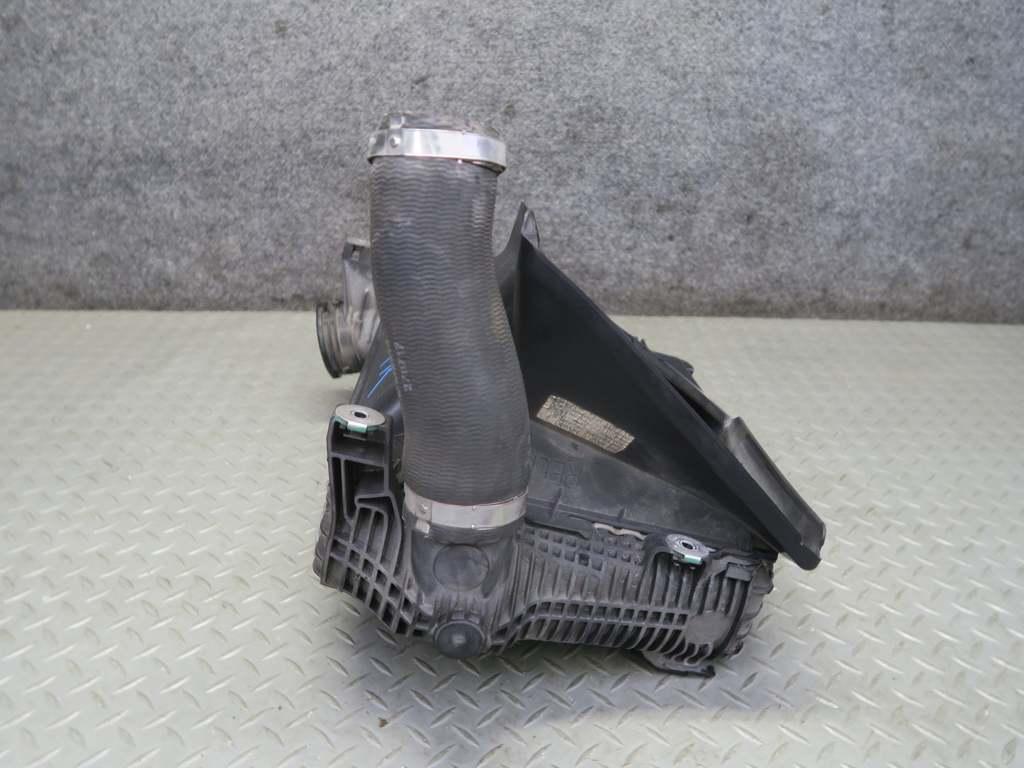 2015-2018 Porsche Macan 3.0L 3.6L Right Intercooler w Shroud