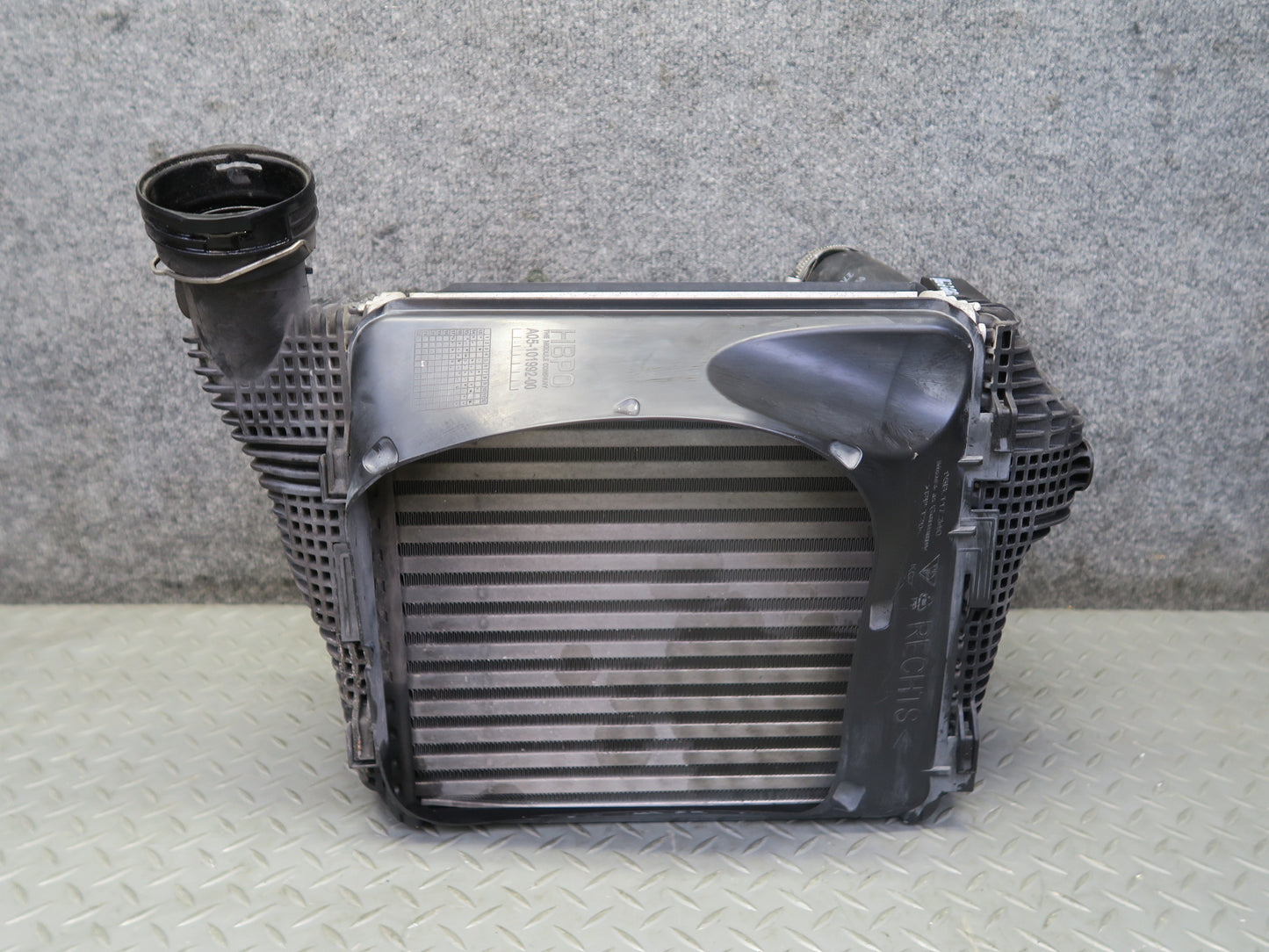 2015-2018 Porsche Macan 3.0L 3.6L Right Intercooler w Shroud
