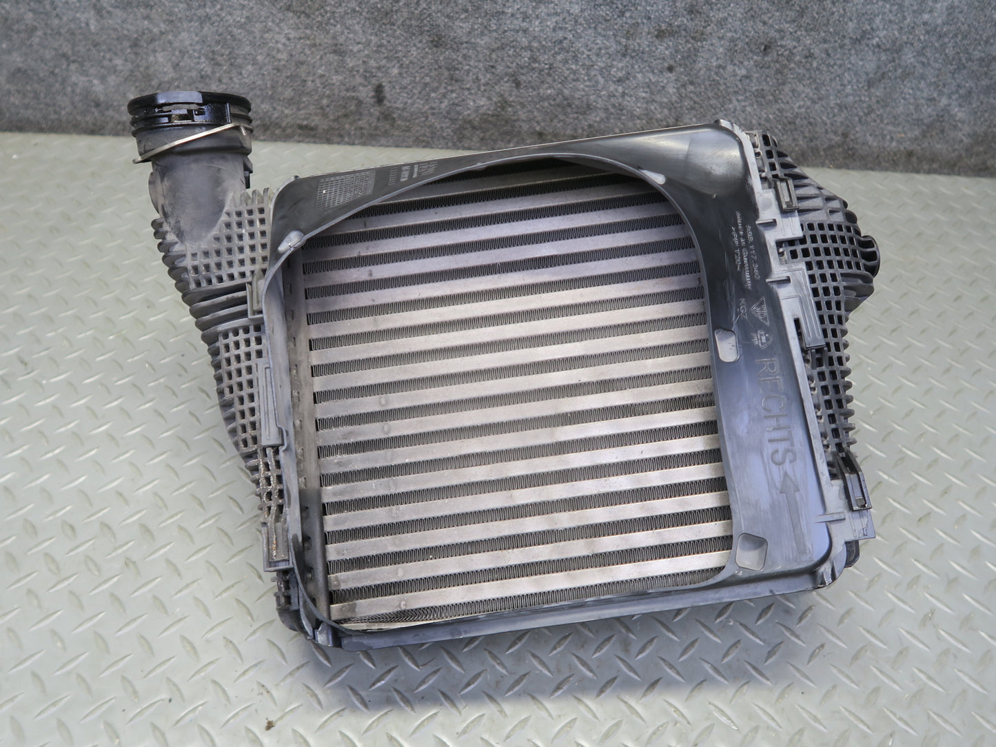 2015-2018 Porsche Macan 3.0L 3.6L Right Intercooler w Shroud