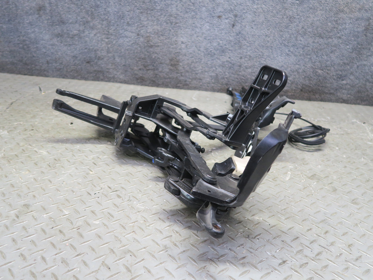03-08 Mercedes R230 Sl-class Convertible Set of 2 Hard TOP Roof Hinge Set OEM