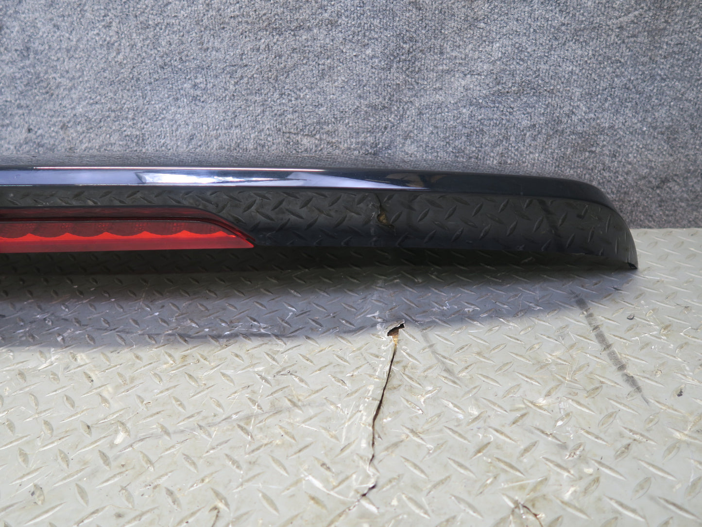 2017-2019 Mercedes X166 Gls-class Rear Trunk Lid Tailgate Spoiler w Brake Light