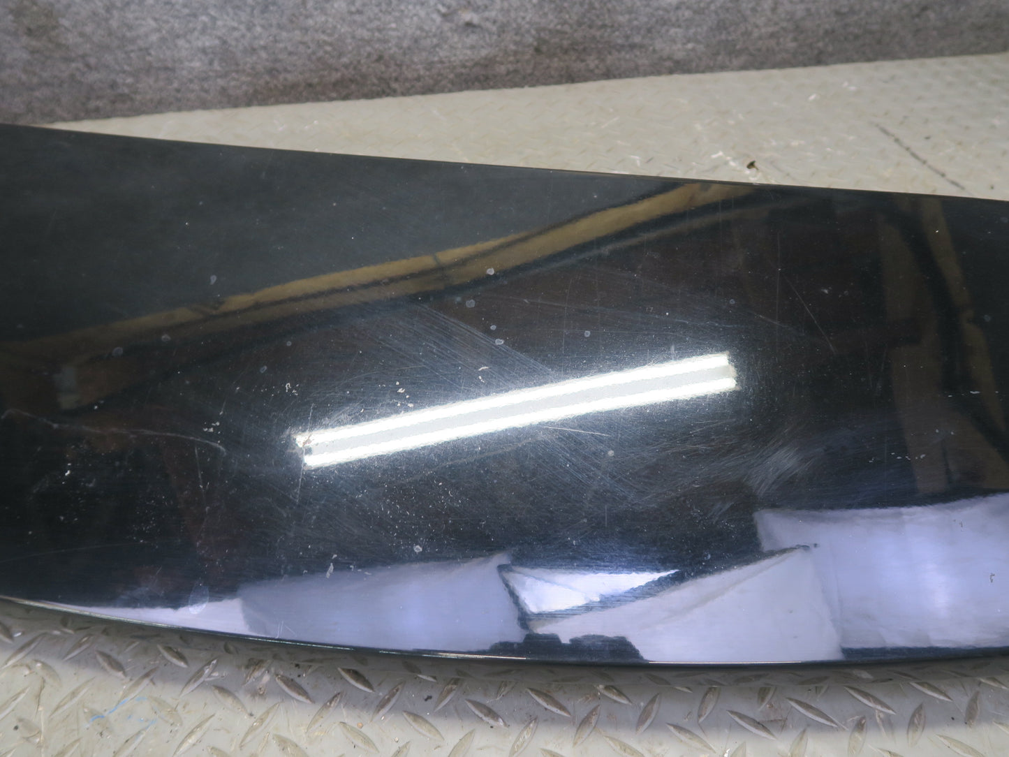 2017-2019 Mercedes X166 Gls-class Rear Trunk Lid Tailgate Spoiler w Brake Light