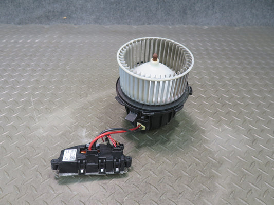 2015-2018 Porsche Macan A/C Heater Blower Motor Fan w Resistor