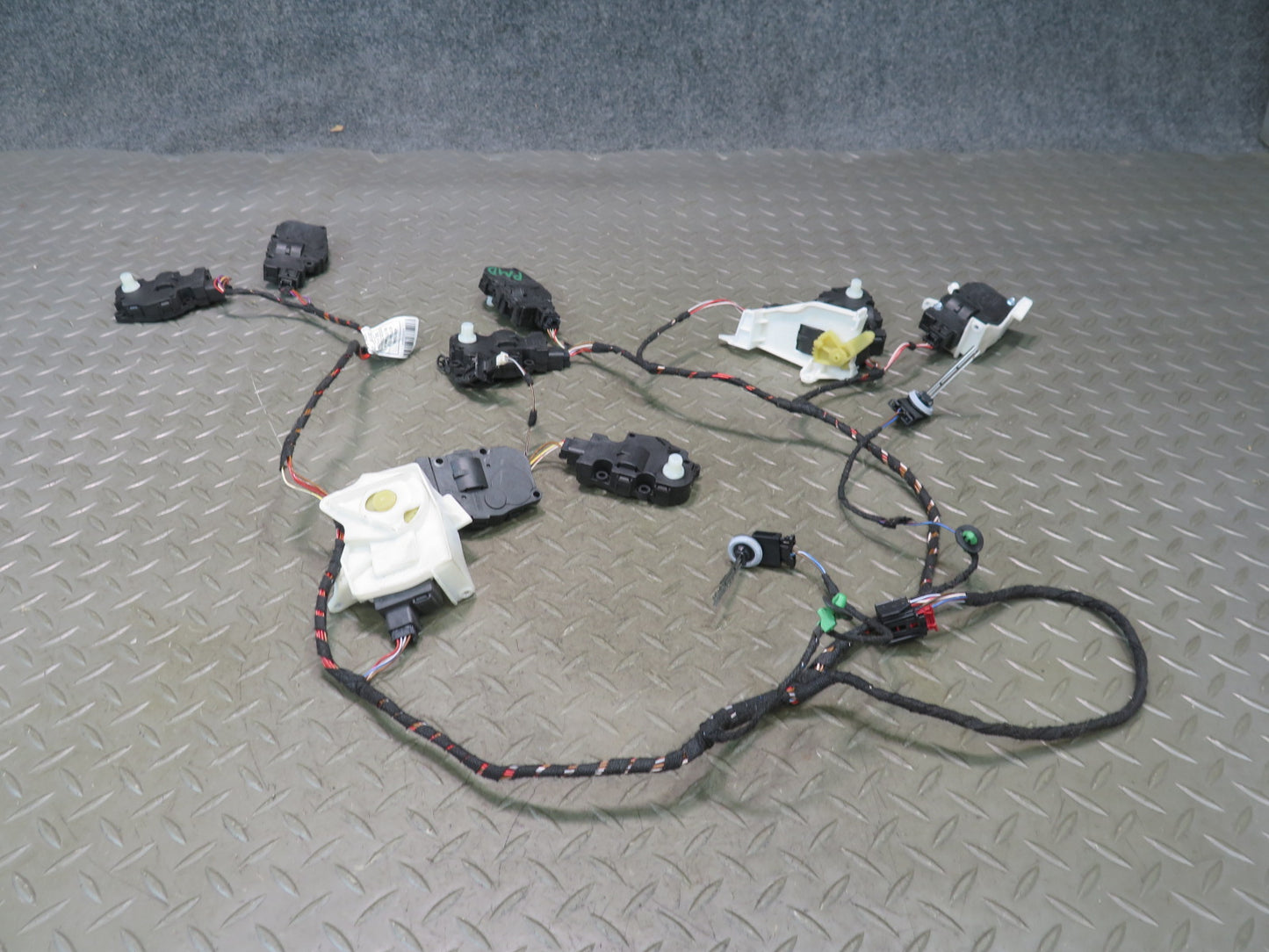 2015-2018 Porsche Macan A/C Heater Flap Door Servo Actuator Motor Wiring Set